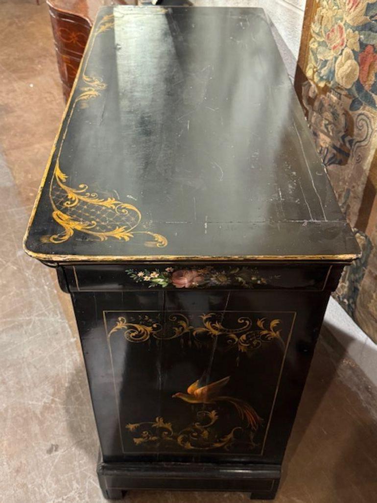 Rara Cómoda Louis Philippe Pintada del Siglo XIX Luis Felipe en venta