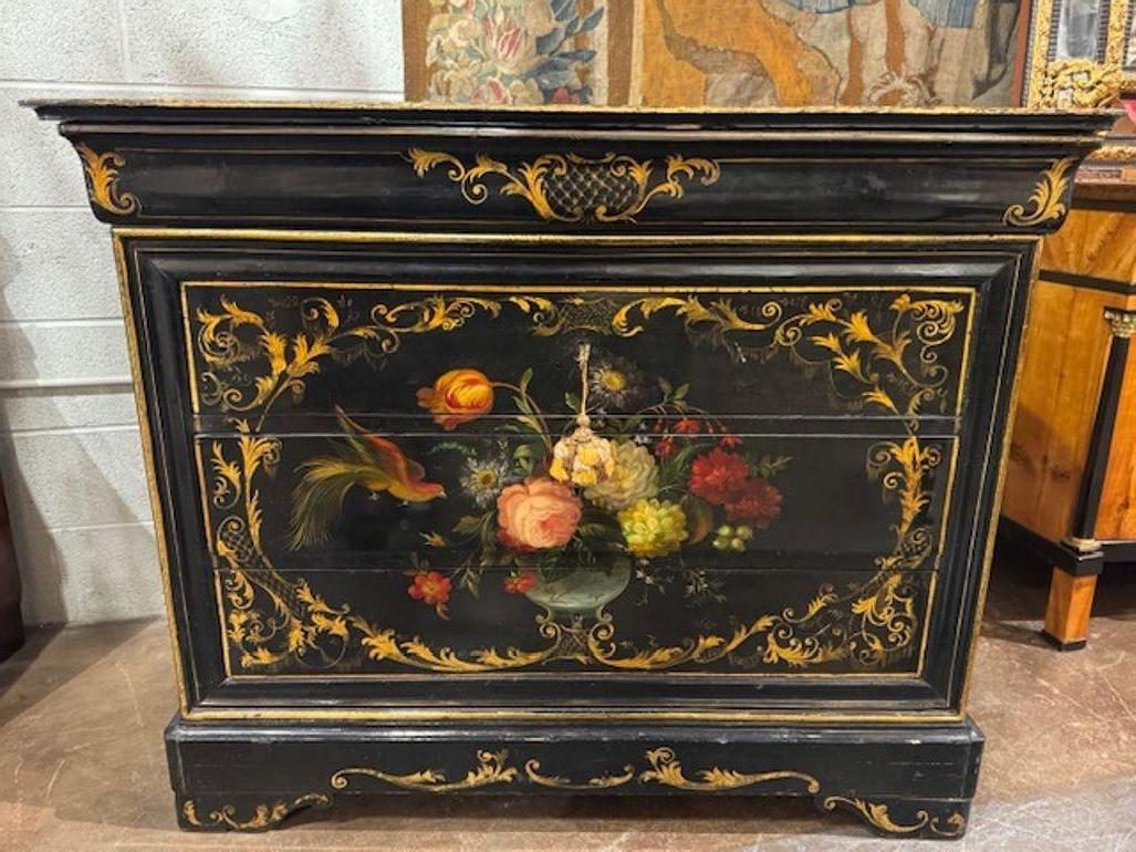 Rara Cómoda Louis Philippe Pintada del Siglo XIX siglo XIX en venta