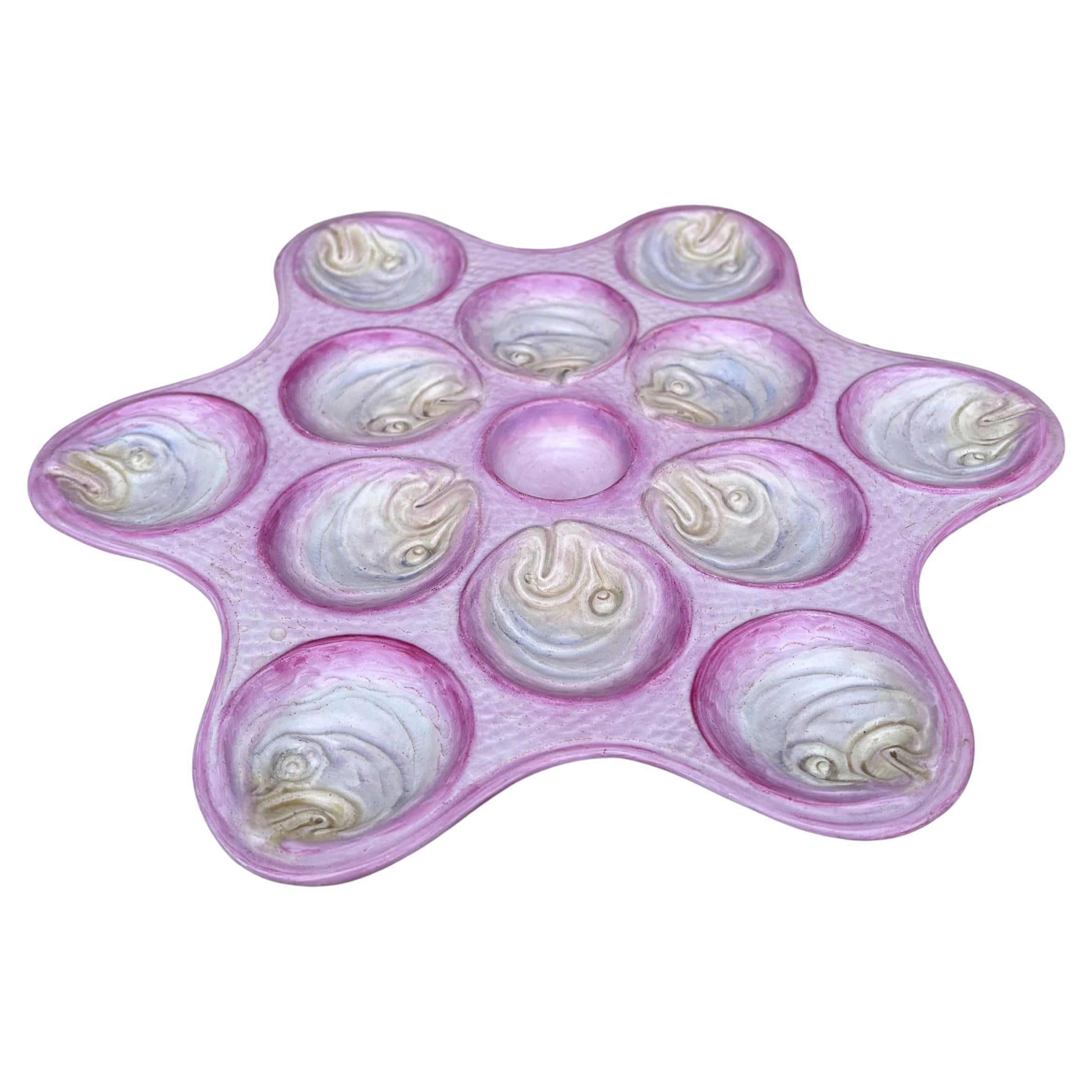 Rare 19th Century Pink Majolica Oyster Fish Heads Plate Wedgwood.
11.4 inches diameter.