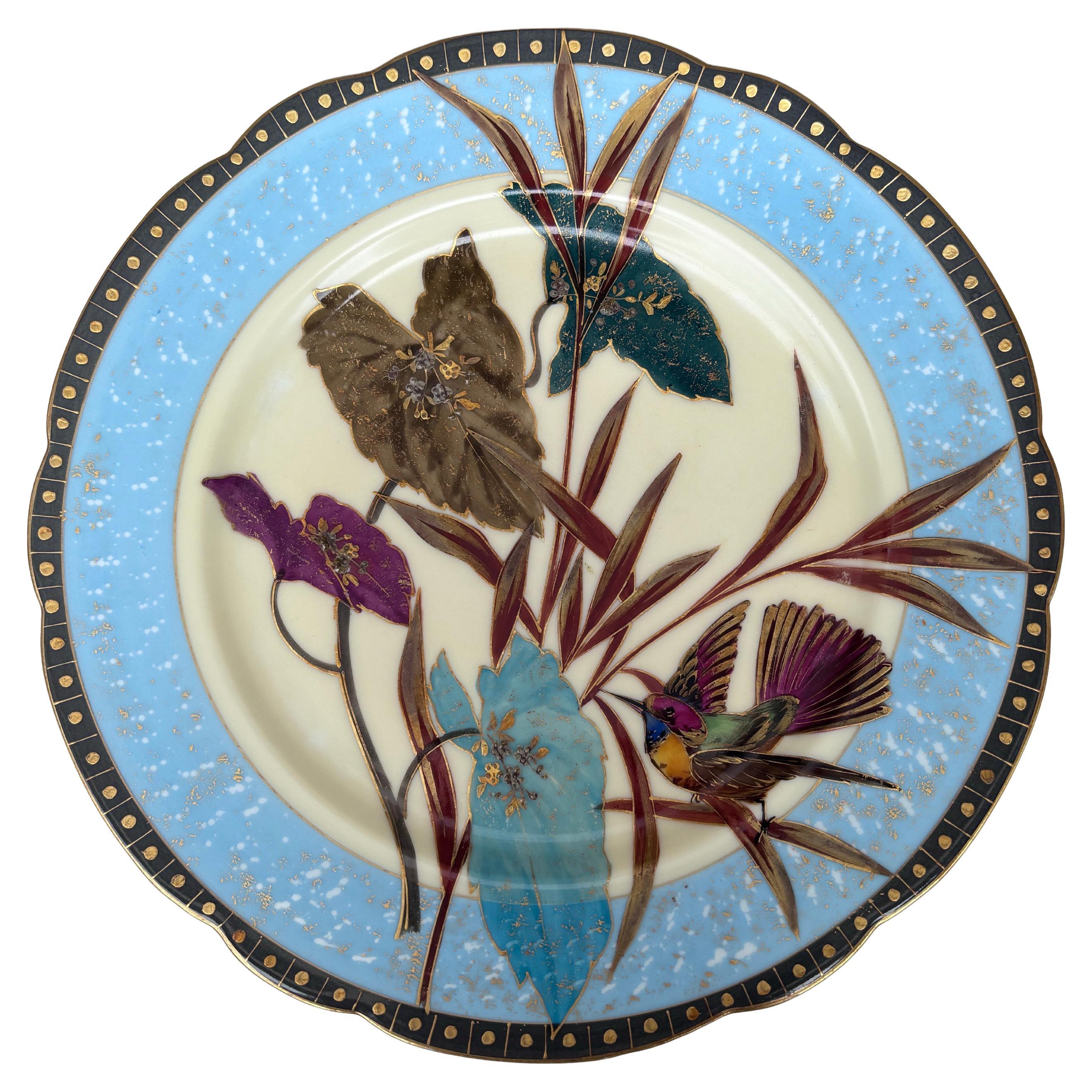 Rare ensemble de 5 assiettes à feuilles et oiseaux en porcelaine du 19e siècle.
Couleurs et motifs rares.