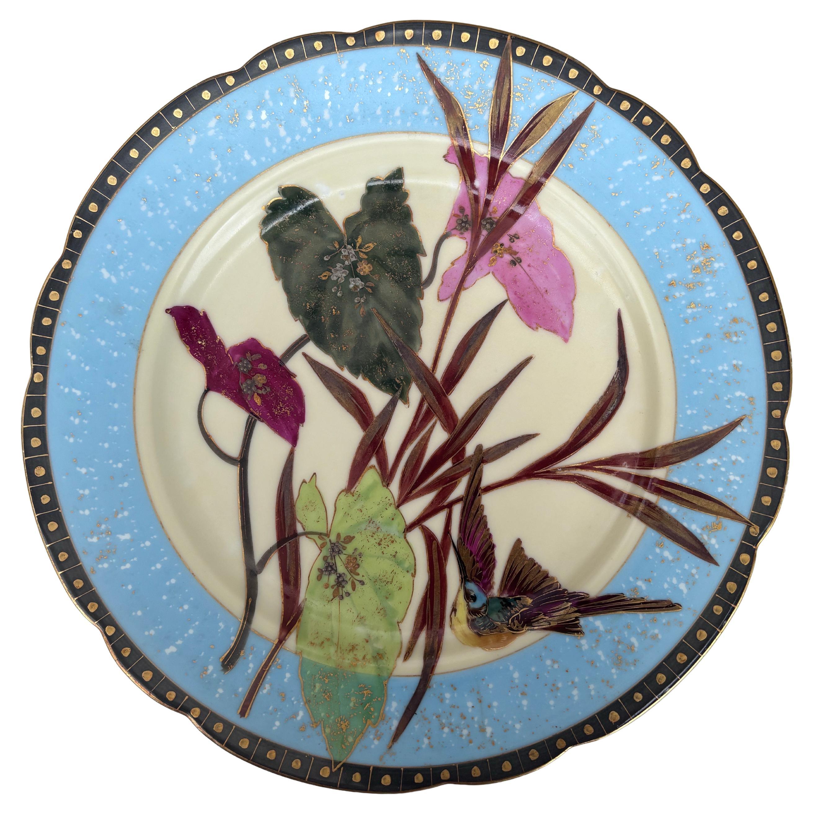 Victorien Rare ensemble de 5 assiettes à feuilles et oiseaux en porcelaine du 19e siècle en vente