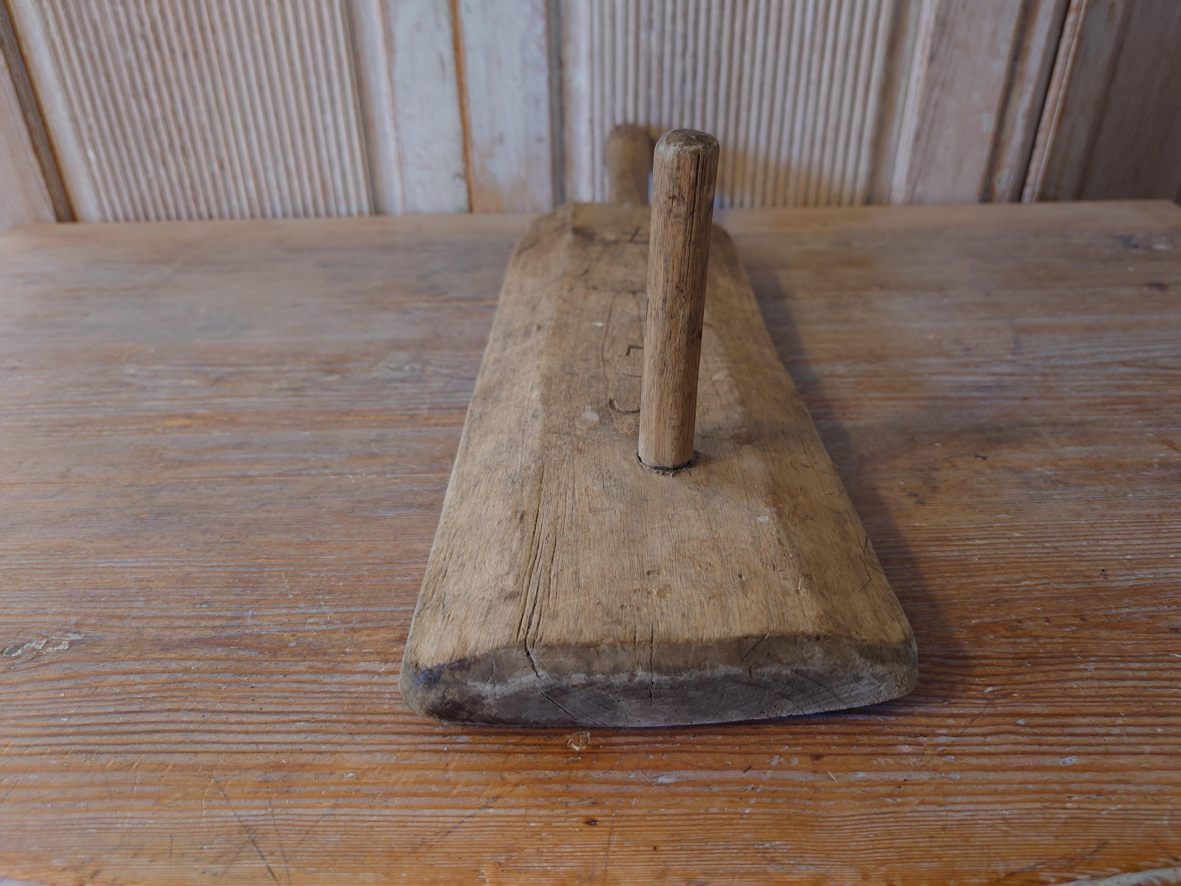 Rare 19th Century Swedish Solid wooden Wash Board for Washing Clothes Old In Good Condition For Sale In Boden, SE