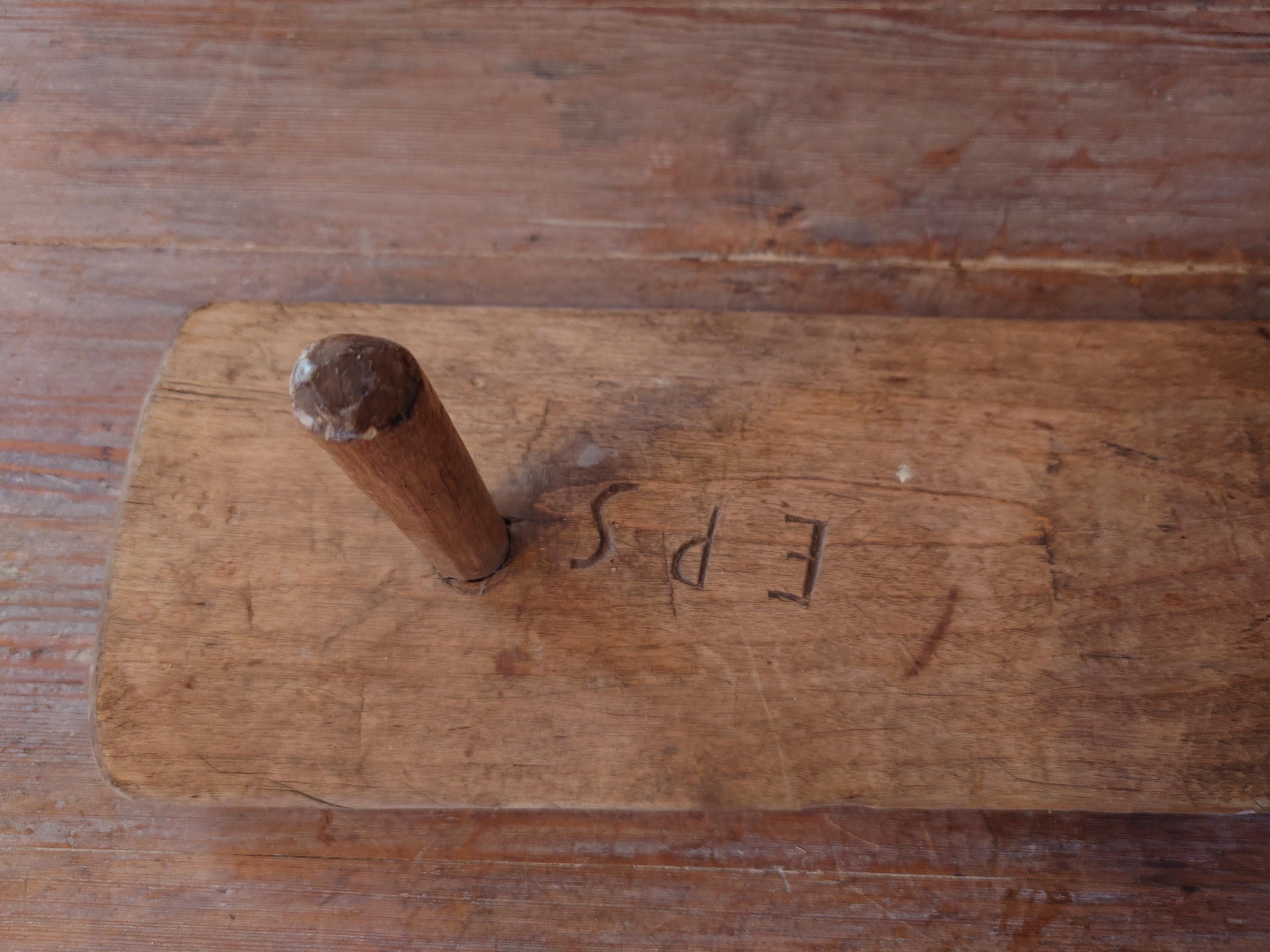 Rare 19th Century Swedish Solid wooden Wash Board for Washing Clothes Old For Sale 3