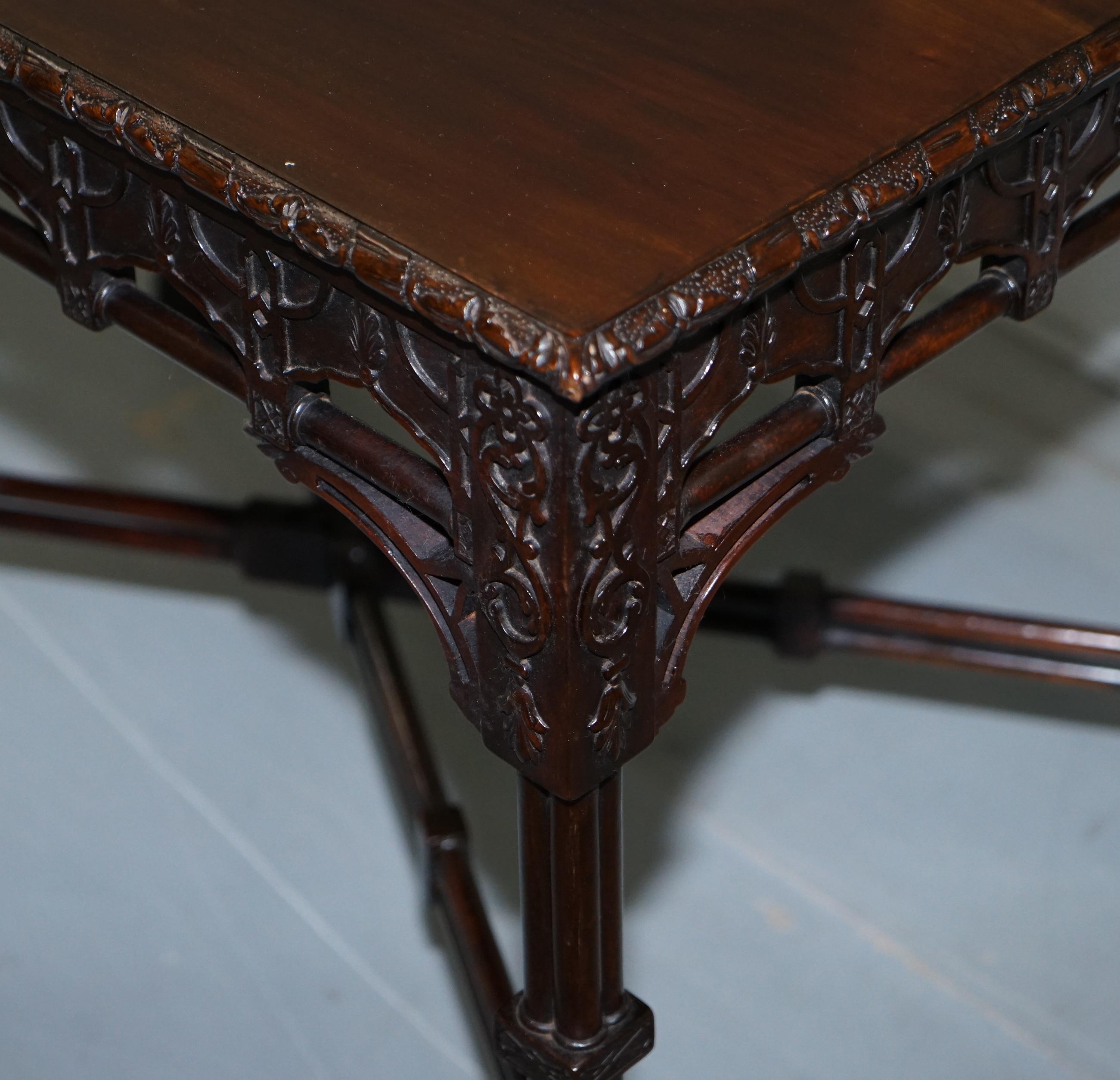 Hardwood Rare 19th Century Thomas Chippendale Clustered Column Leg Silver Tea Side Table For Sale