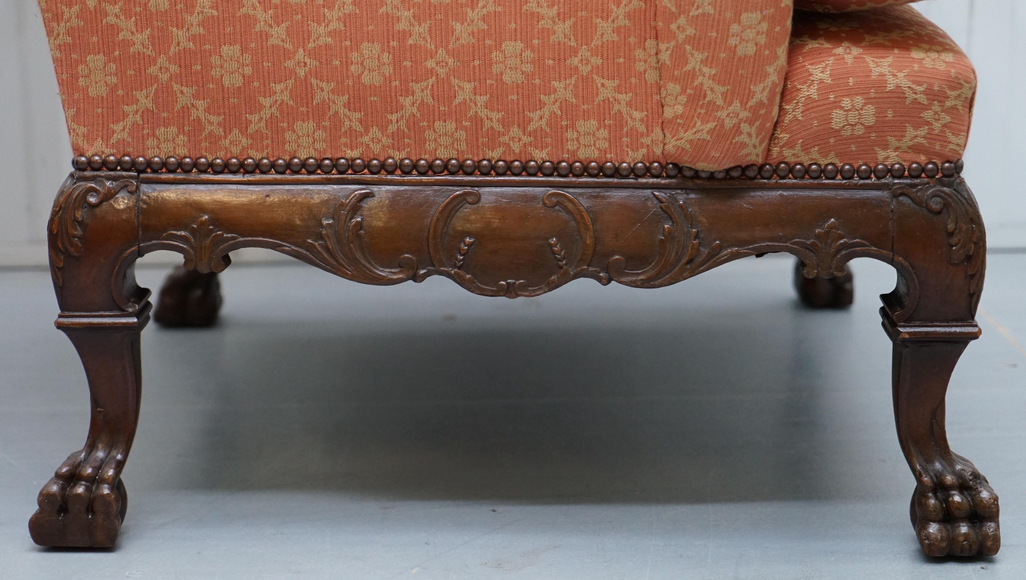 Seltener Thomas Chippendale Sessel mit leichter Ohrensessellehne aus stark geschnitztem Holz, 19. Jahrhundert im Angebot 9