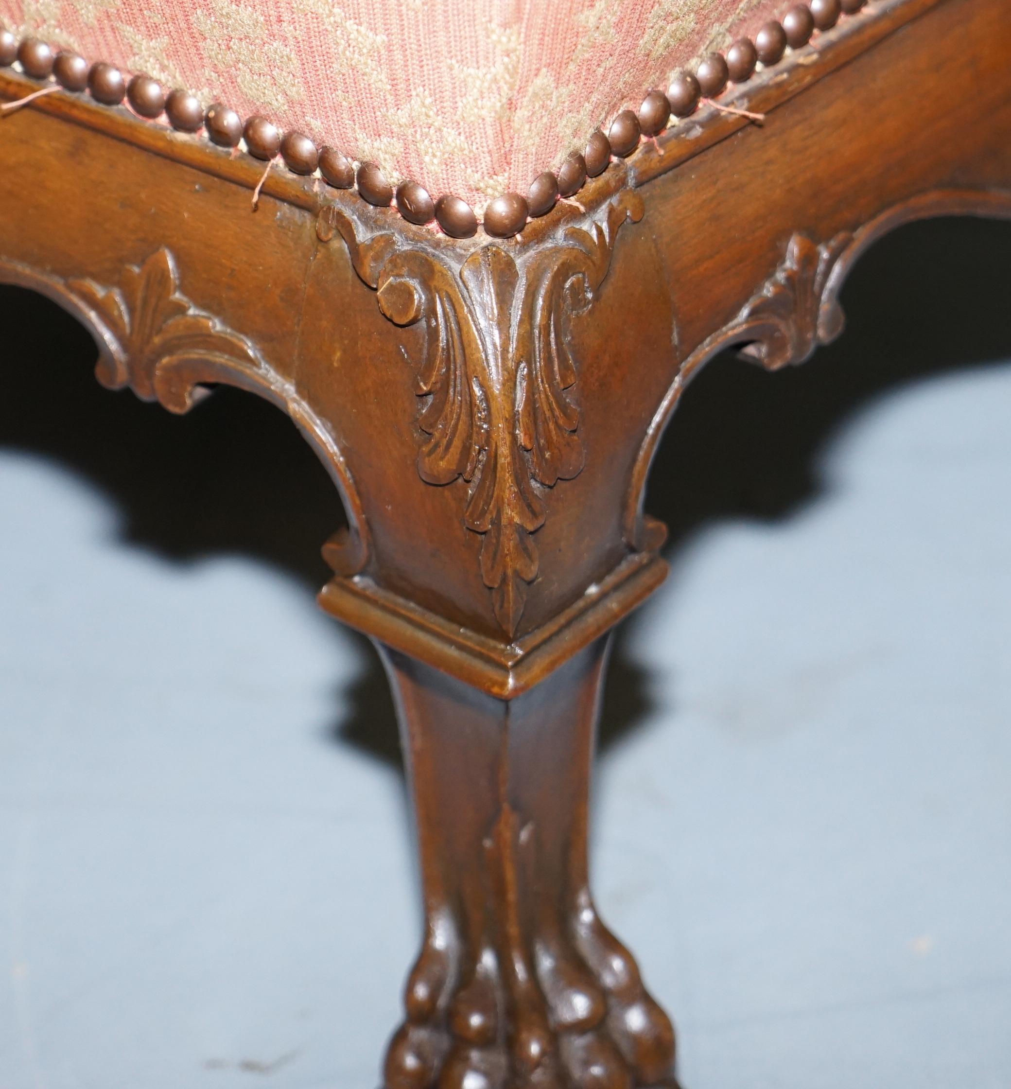 Rare 19th Century Thomas Chippendale Easy Wingback Armchair Heavily Carved Wood For Sale 12