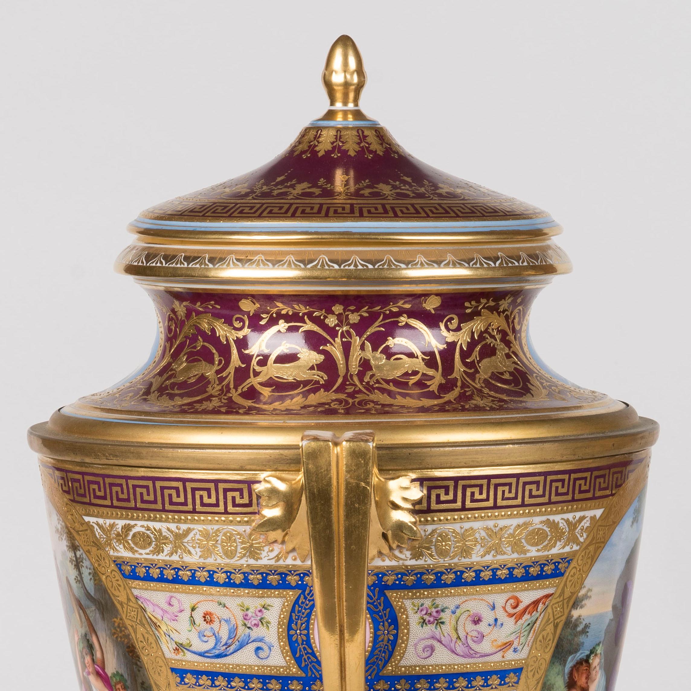 Seltene Wiener Porzellanvasen aus dem 19. Jahrhundert, handbemalte Eiscreme-Pail-Vasen im Zustand „Gut“ im Angebot in London, GB