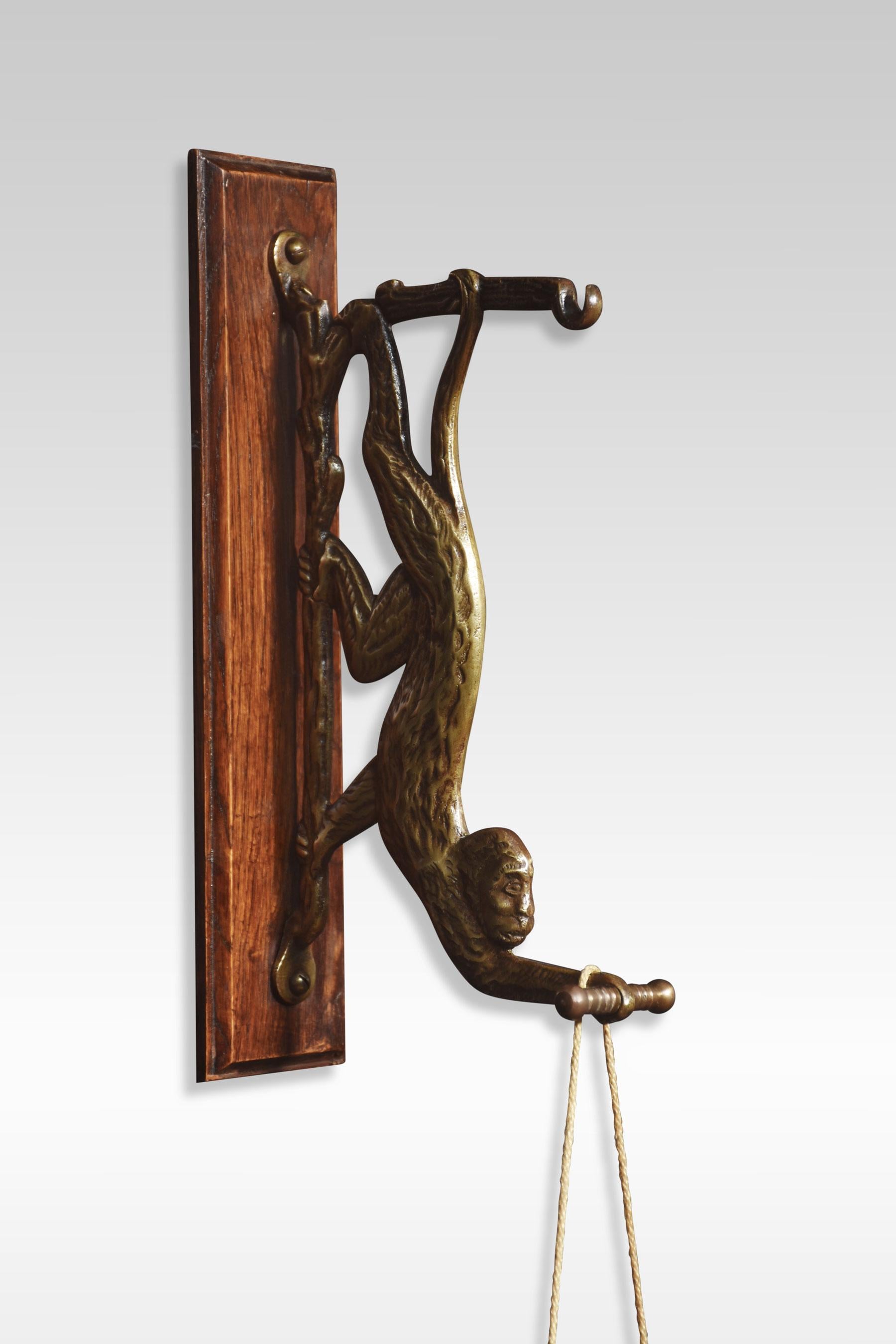 Rare 19th century wall hanging gong In Good Condition In Cheshire, GB