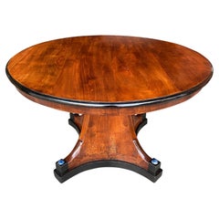 Rare 19th Century Walnut Guéridon Centre Table