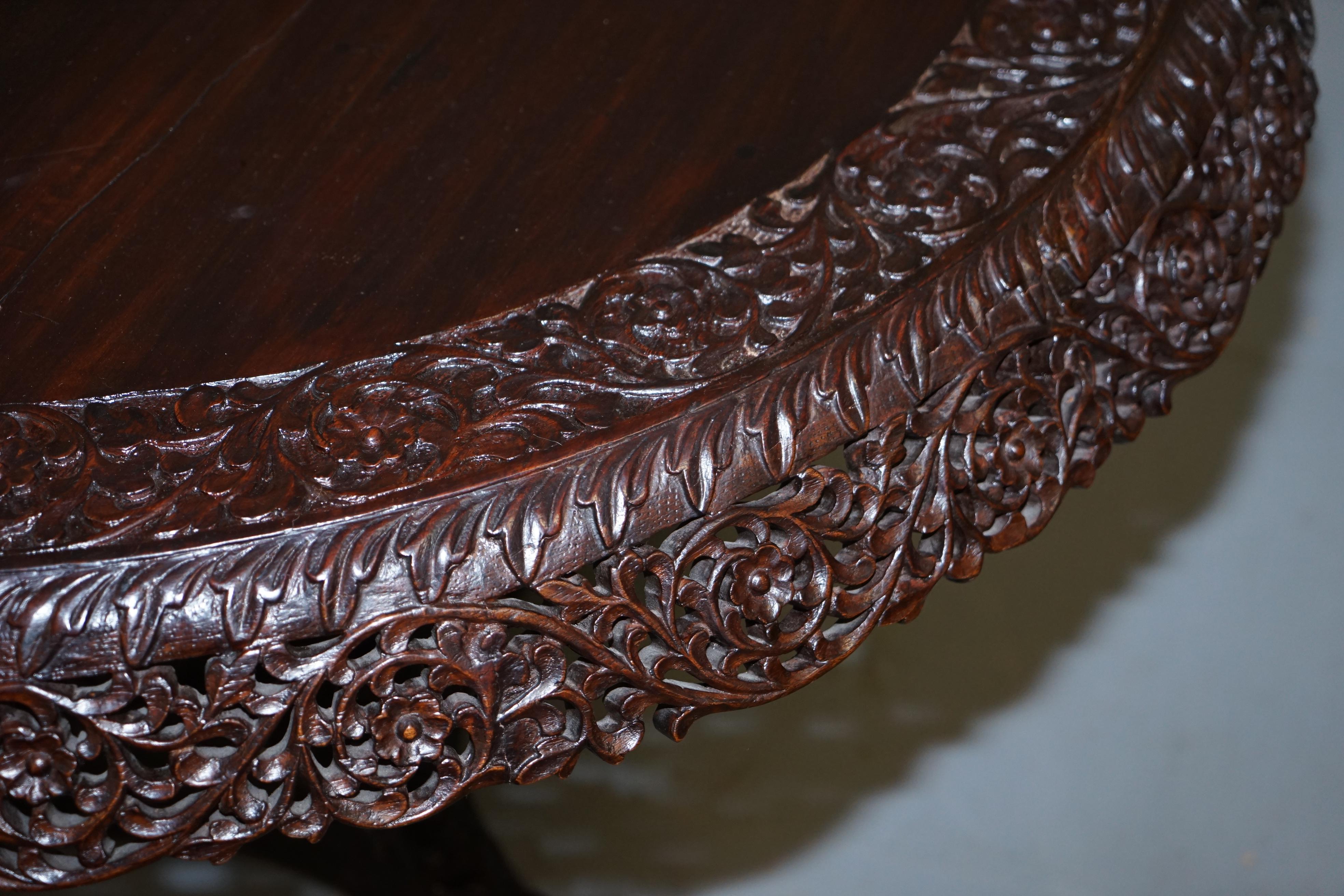 Rare 19th Century Anglo Indian Padauk Table Hand Carved Hardwood Lions & Flowers For Sale 2