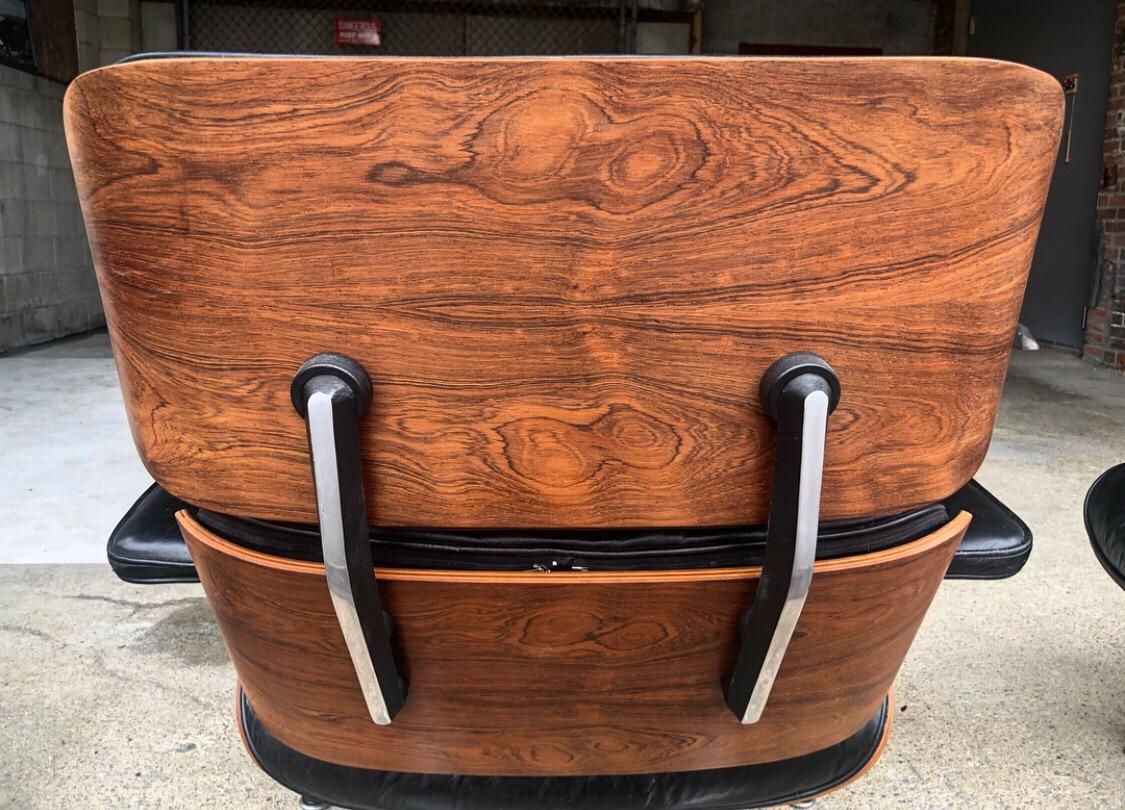 Mid-Century Modern Rare salon Eames avec pouf tournant d'Herman Miller, 1ère année 1956