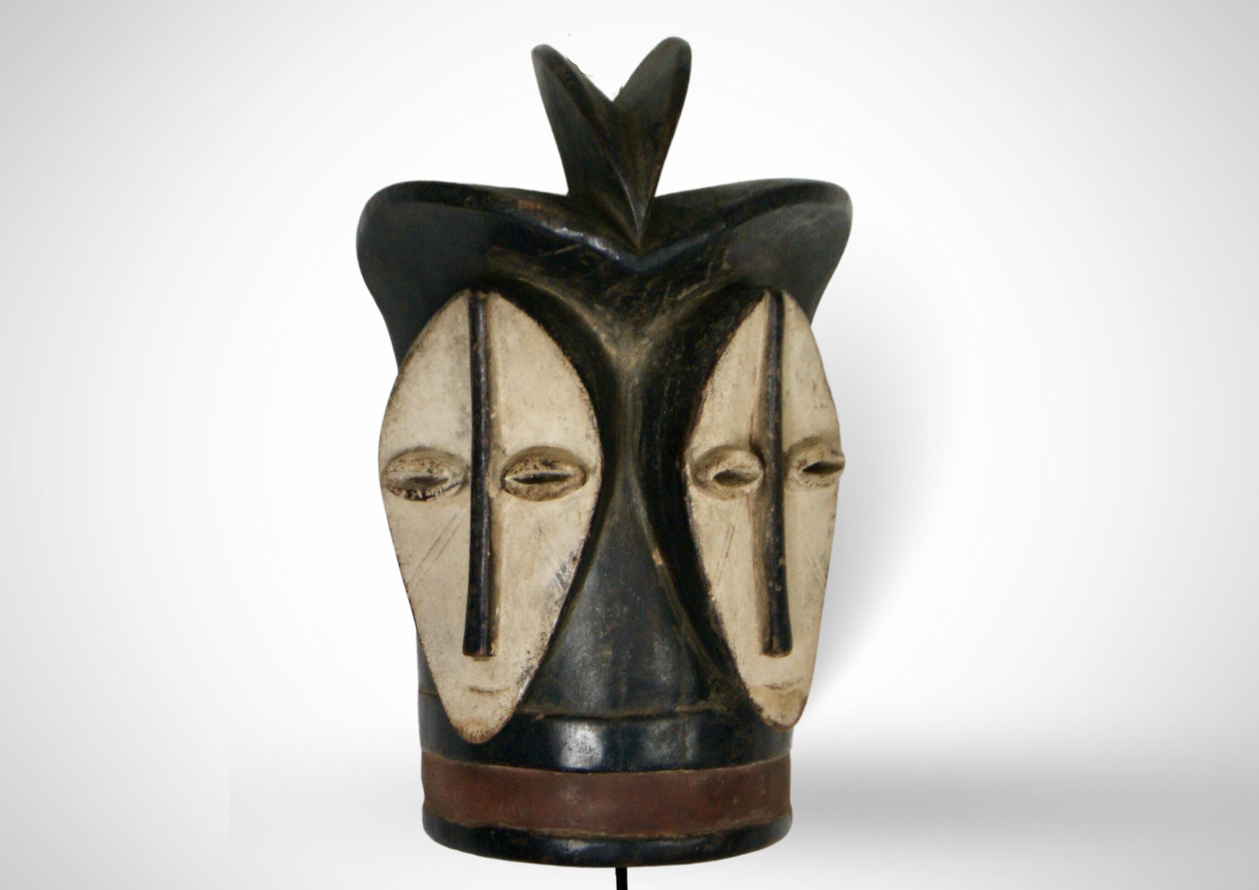 Seltene 2 facettierte Twin Lega-Maske DRC in großer Größe (20. Jahrhundert) im Angebot