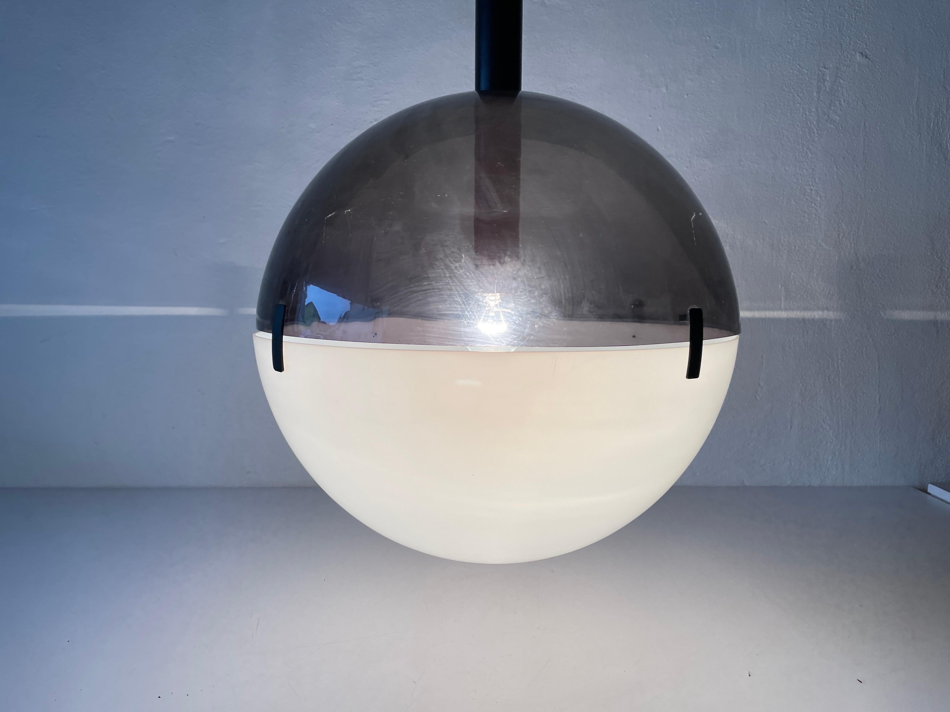 Seltene 2-teilige Plexiglas-Deckenleuchte XL im Kugeldesign von Stilux Milano, 60er Jahre, Italien im Angebot 9