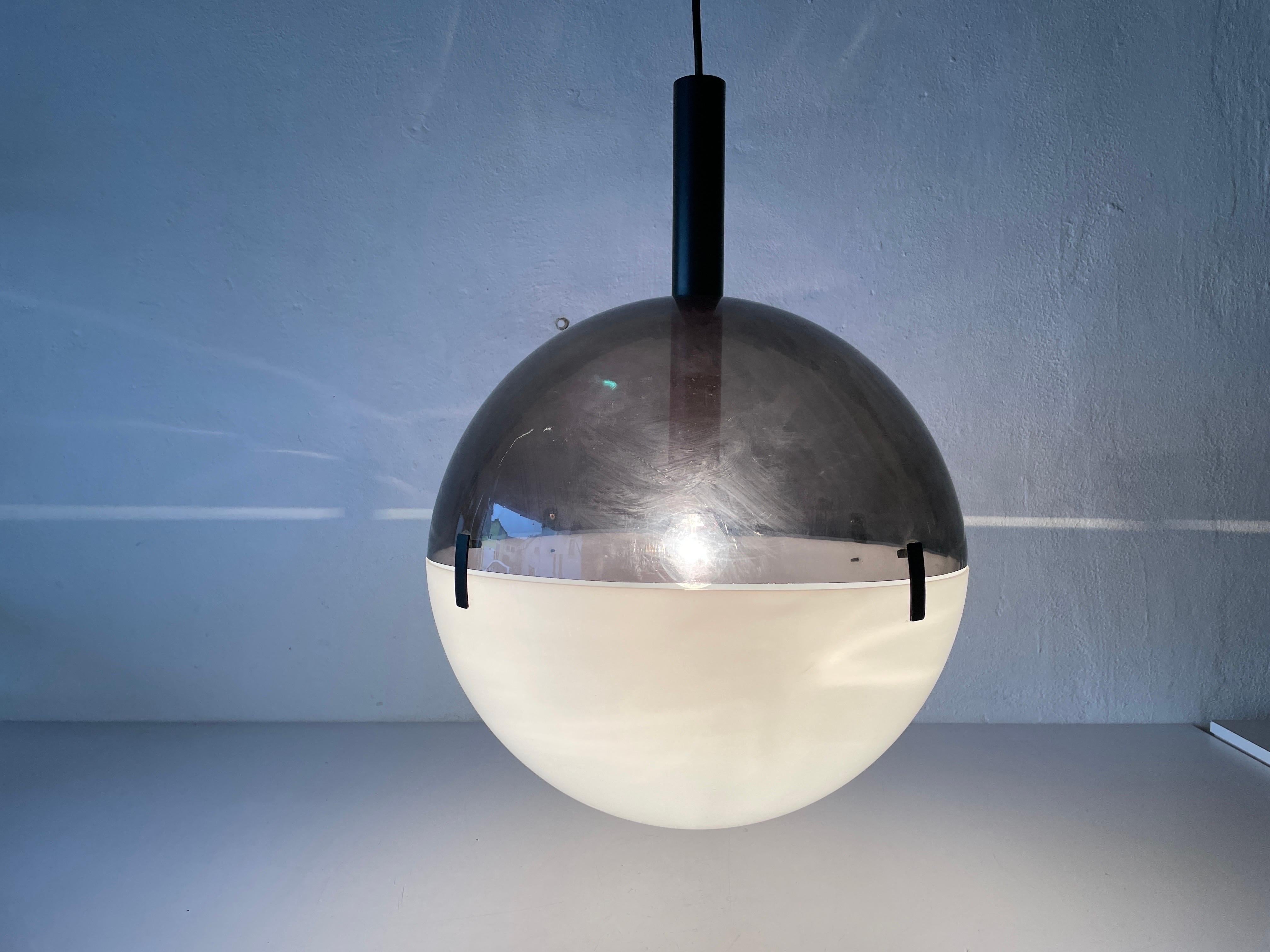 Seltene 2-teilige Plexiglas-Deckenleuchte XL im Kugeldesign von Stilux Milano, 60er Jahre, Italien im Angebot 2