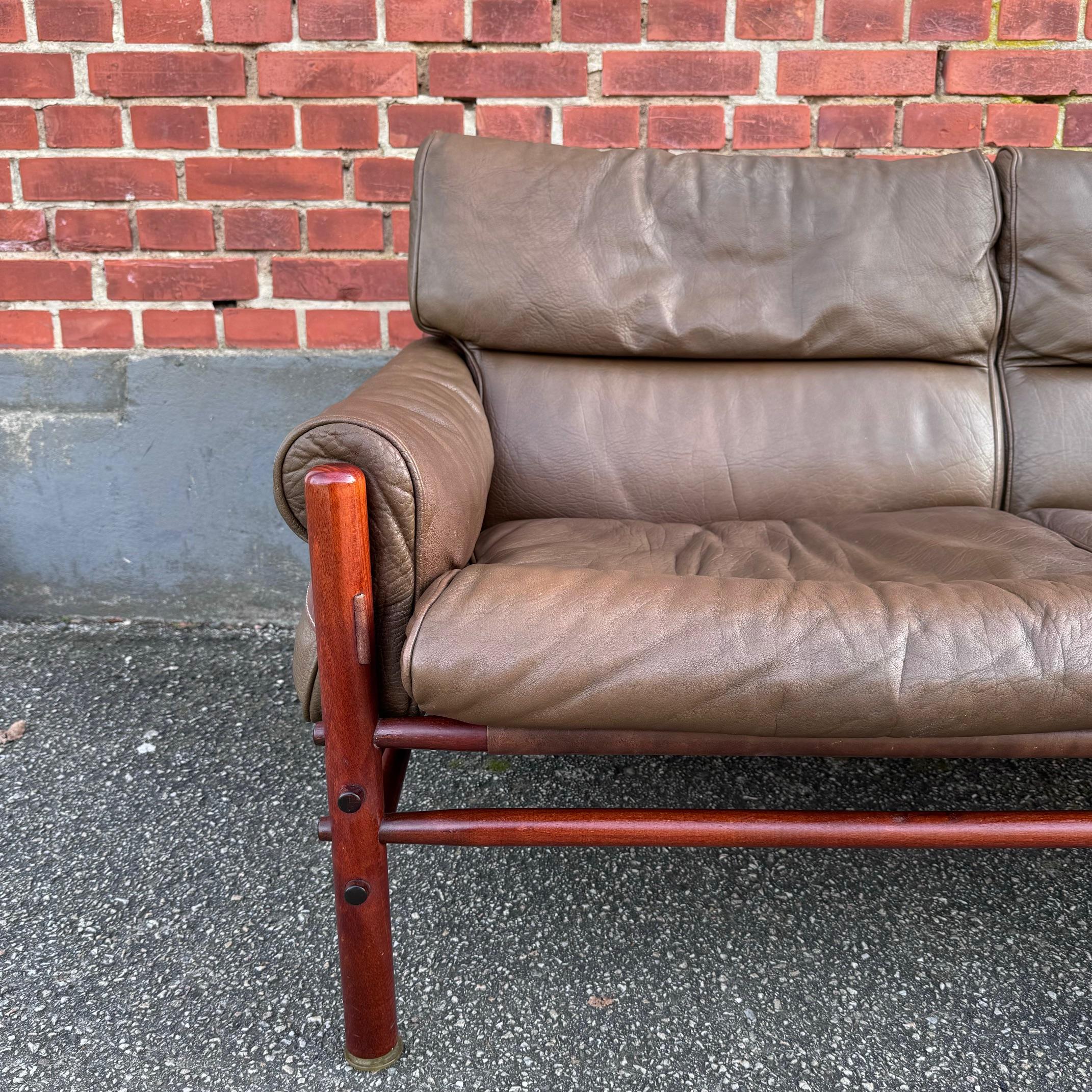 Rare 2-seated sofa 