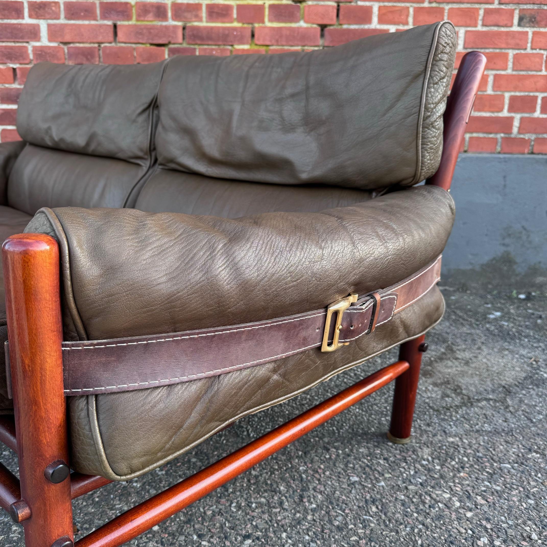 Rare 2-seated sofa 