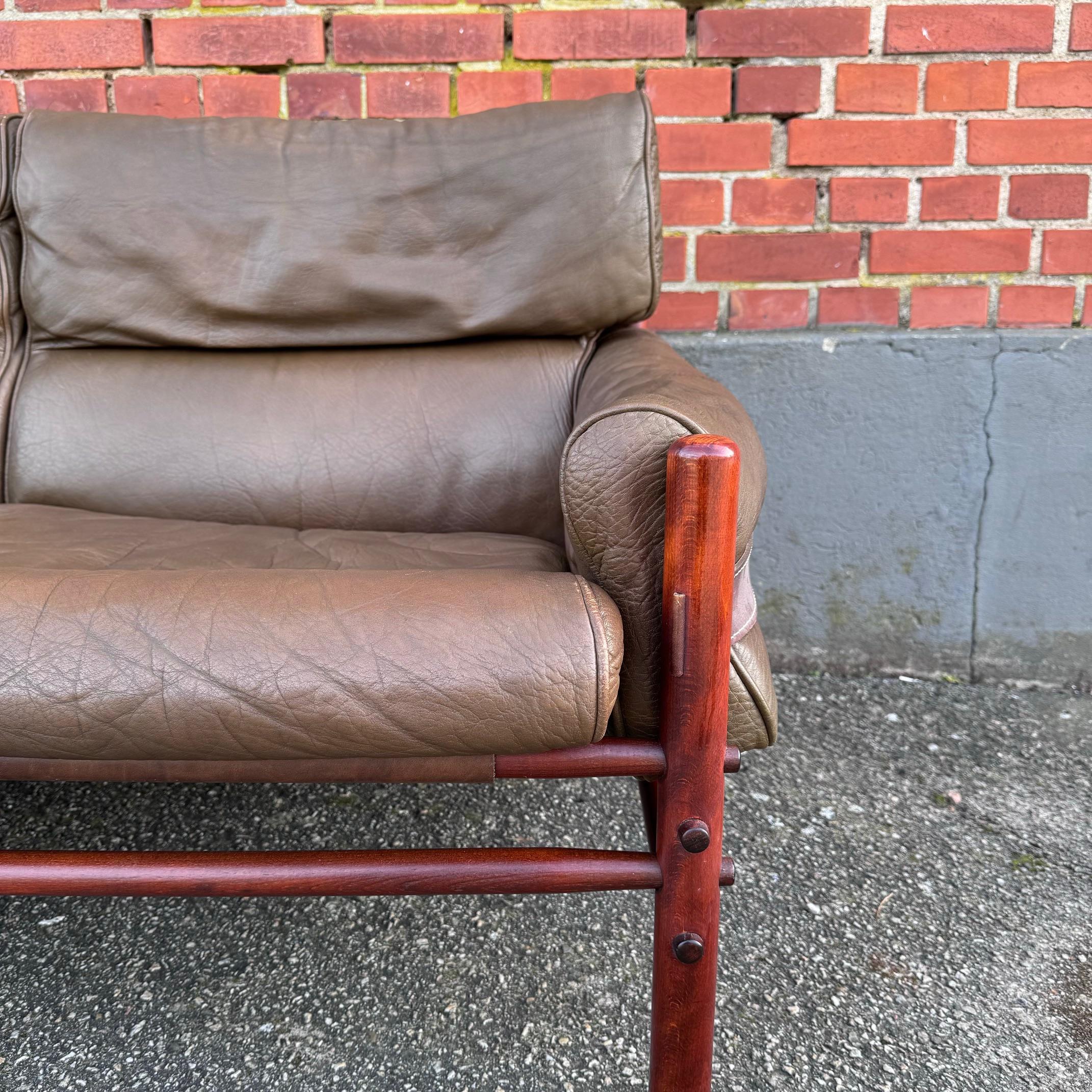 Seltenes 2-sitziges Sofa „Kontiki“ von Arne Norell im Angebot 1