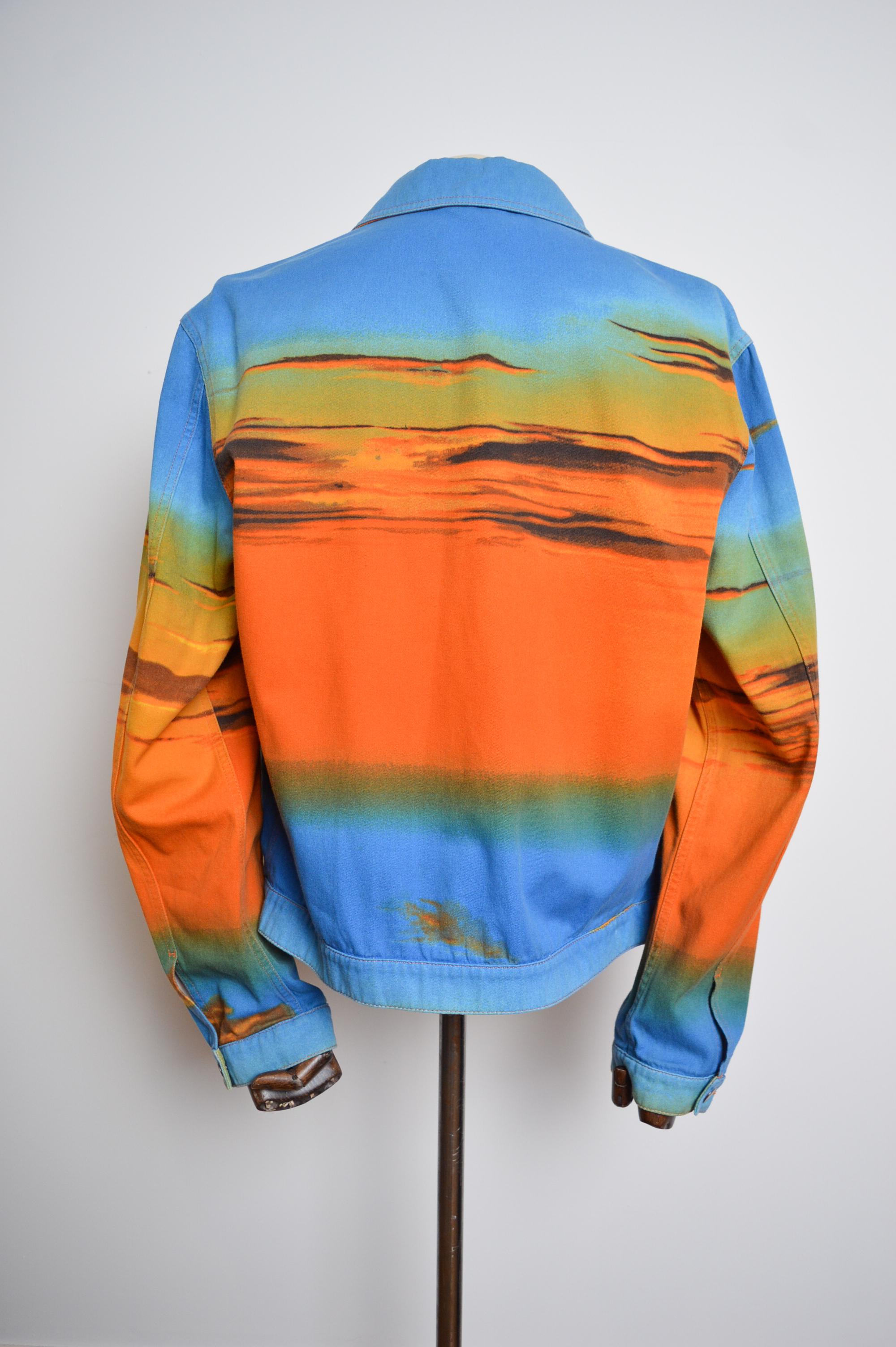 MOSCHINO Rare veste en jean imprimée Sunset Rave des années 2000 Pour hommes en vente