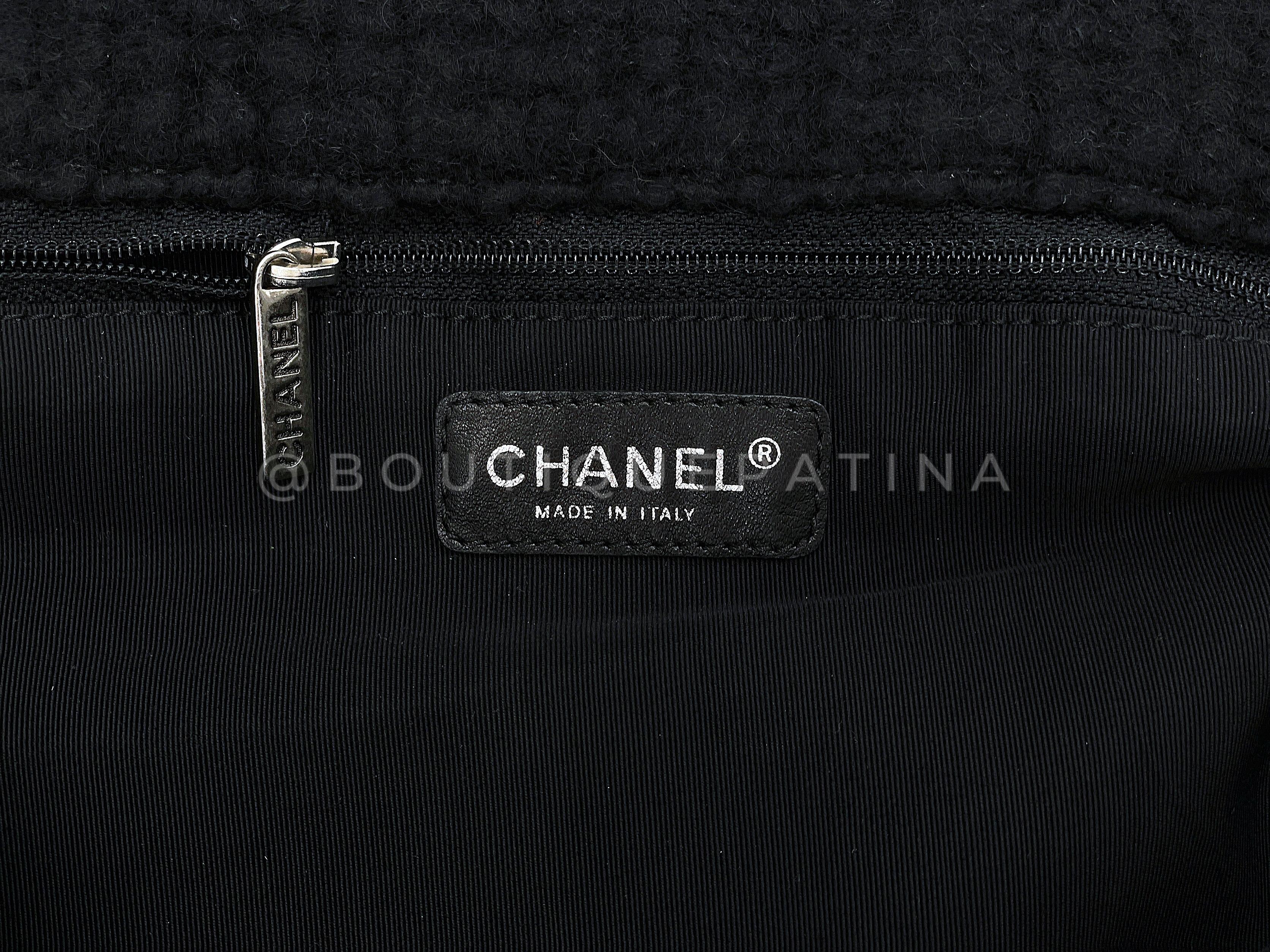 Rare 2009 Chanel Black Tweed XXL Supermodel Reissue Flap Bag Weekender RHW 67972 For Sale 7