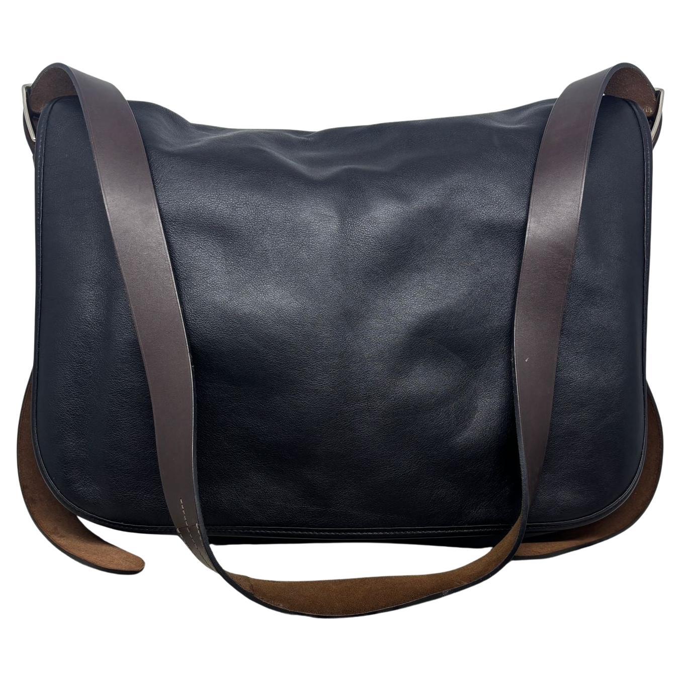 Rara bolsa de mensajero Hermes 2011 de cuero negro de Sikkim Barda 43. en venta