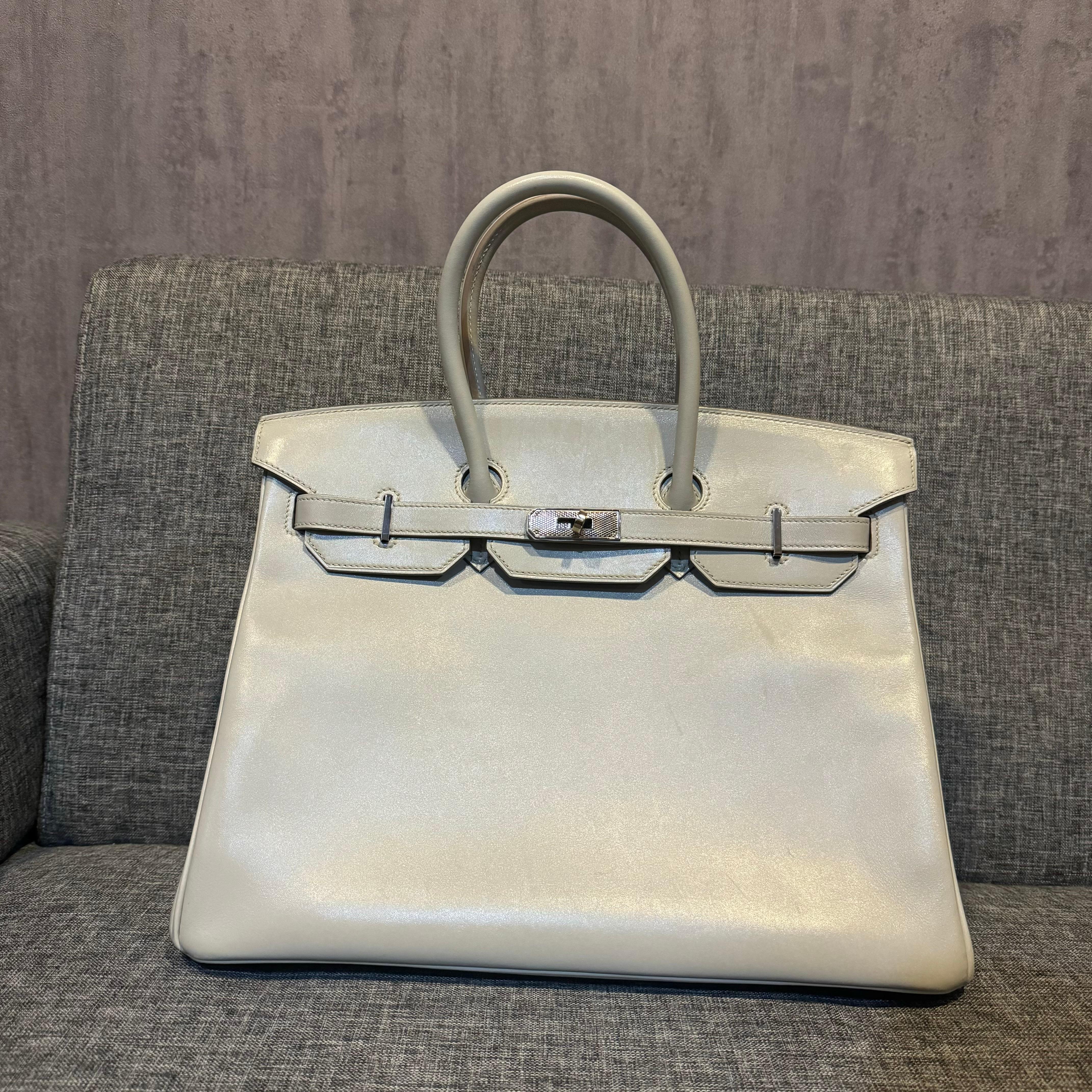 Rare 2013 Hermes Tadelakt Gris Perle Palladium Guilloche Hardware Birkin 35 Bag For Sale 9
