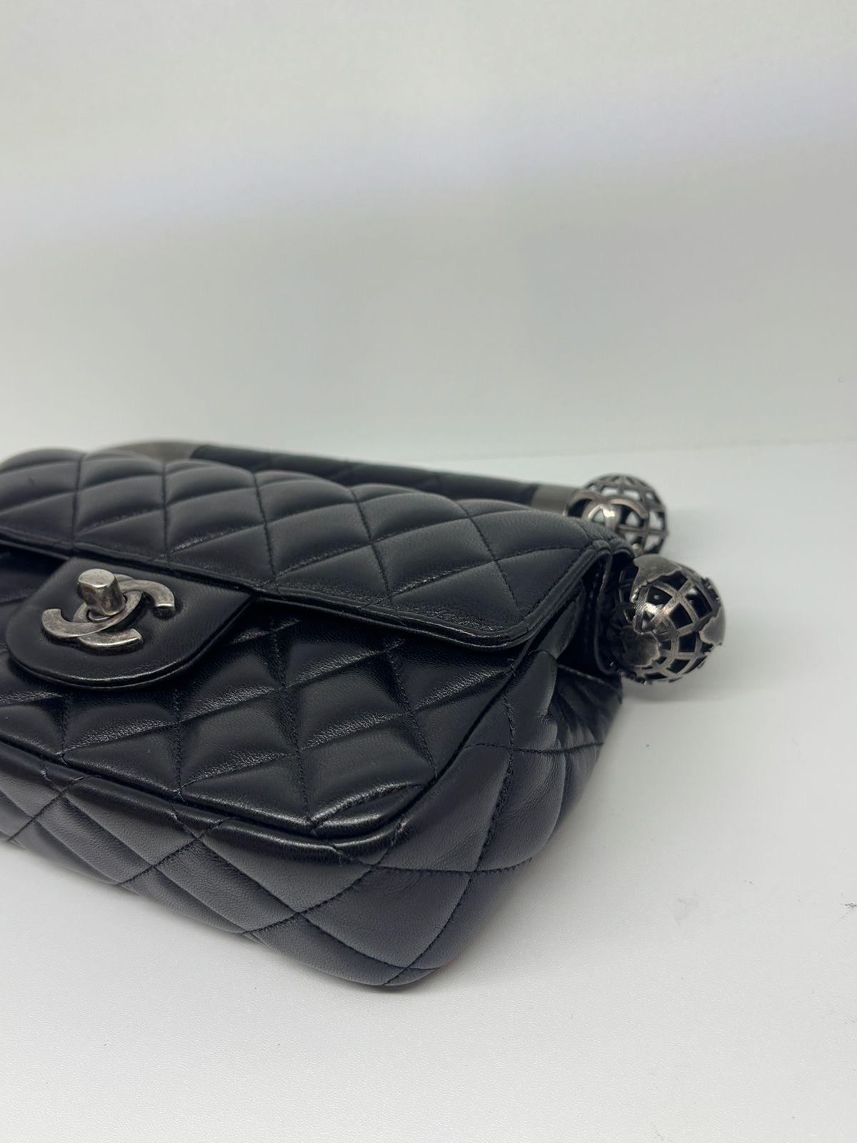 Rare 2014 Chanel Black Leather Quilted Around The World Clutch 12