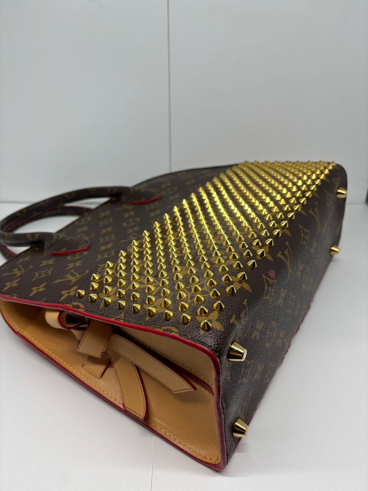 Rare sac à clous Icono Crust Monogram rouge poney de Louis Vuitton x Louboutin, 2014 en vente 8
