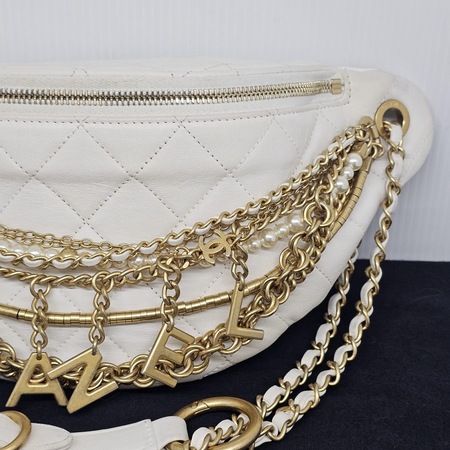 Rare 2019 Chanel White Quilted All About Chains Waist Bag In Good Condition For Sale In Jakarta, Daerah Khusus Ibukota Jakarta