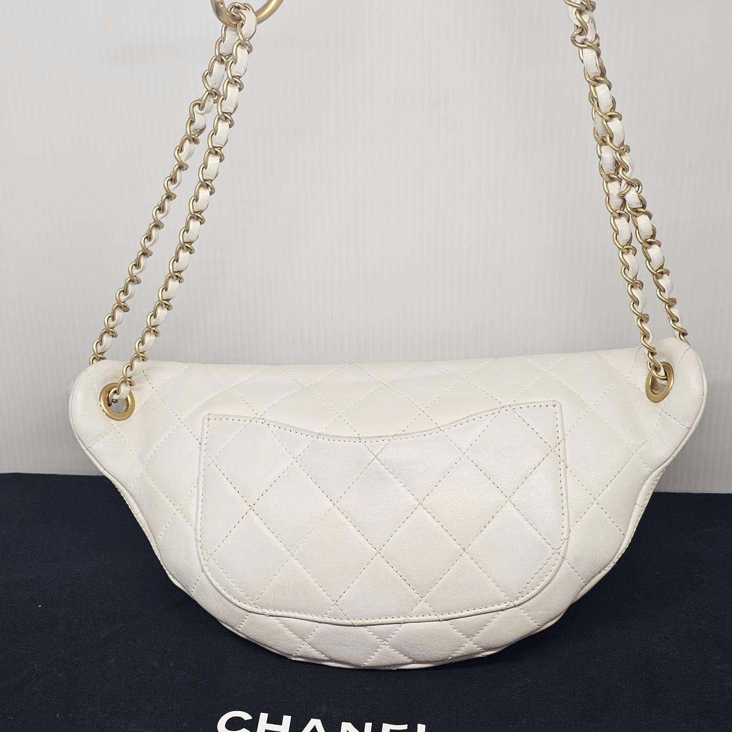 Rare 2019 Chanel White Quilted All About Chains Waist Bag For Sale 2