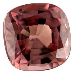 Rare 2.07ct GIA Certified Colour Change Garnet Cushion Cut Pyrope Spessartine