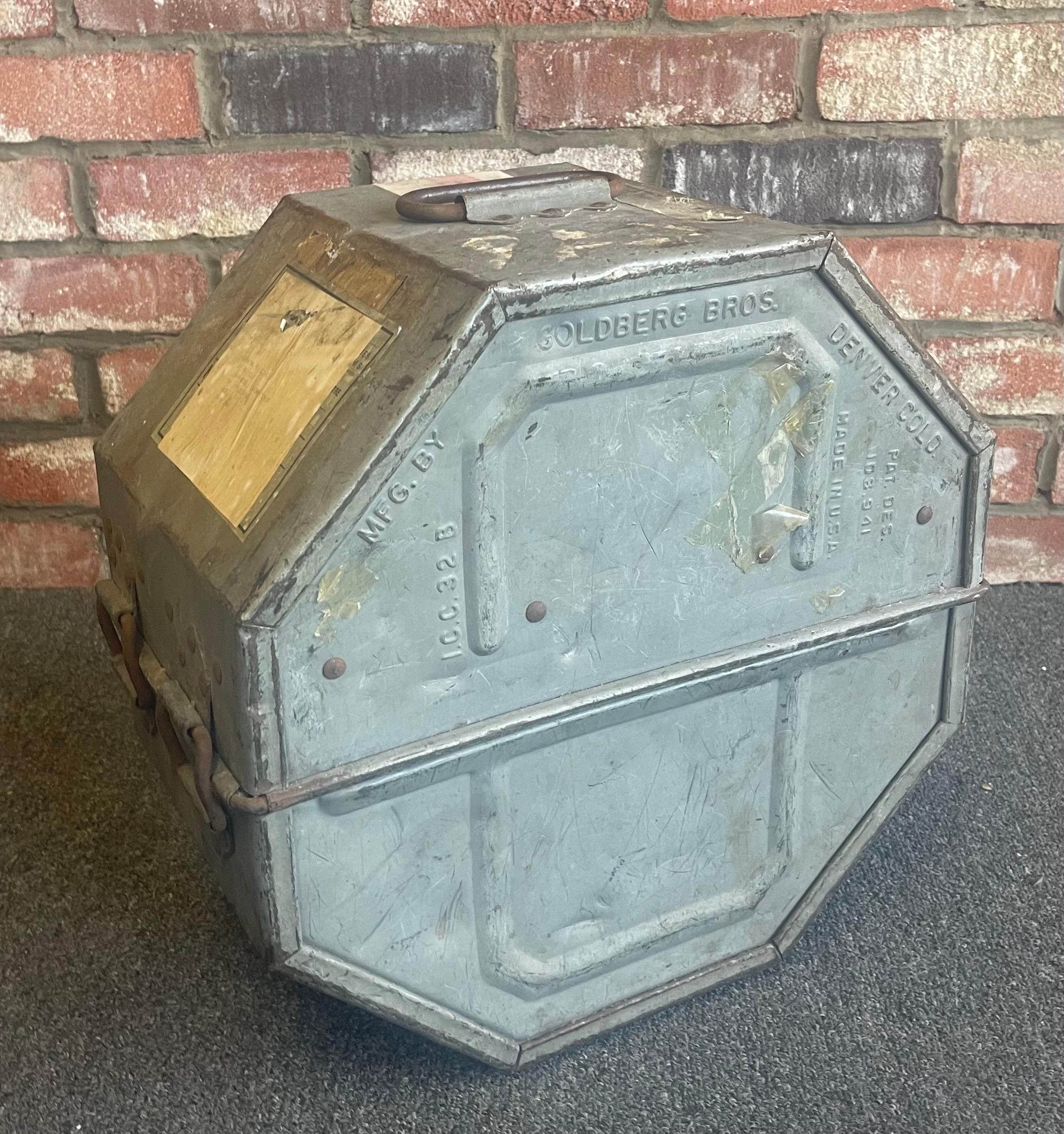 Rare 20th Century Fox Film Studios Motion Picture Reel Shipping Case In Distressed Condition In San Diego, CA
