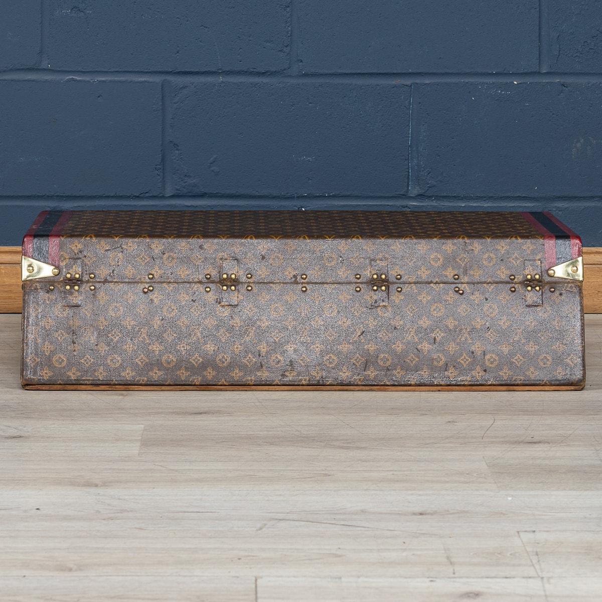 French Rare 20Th Century Louis Vuitton Car Trunk In Monogram Canvas, France C.1910 For Sale