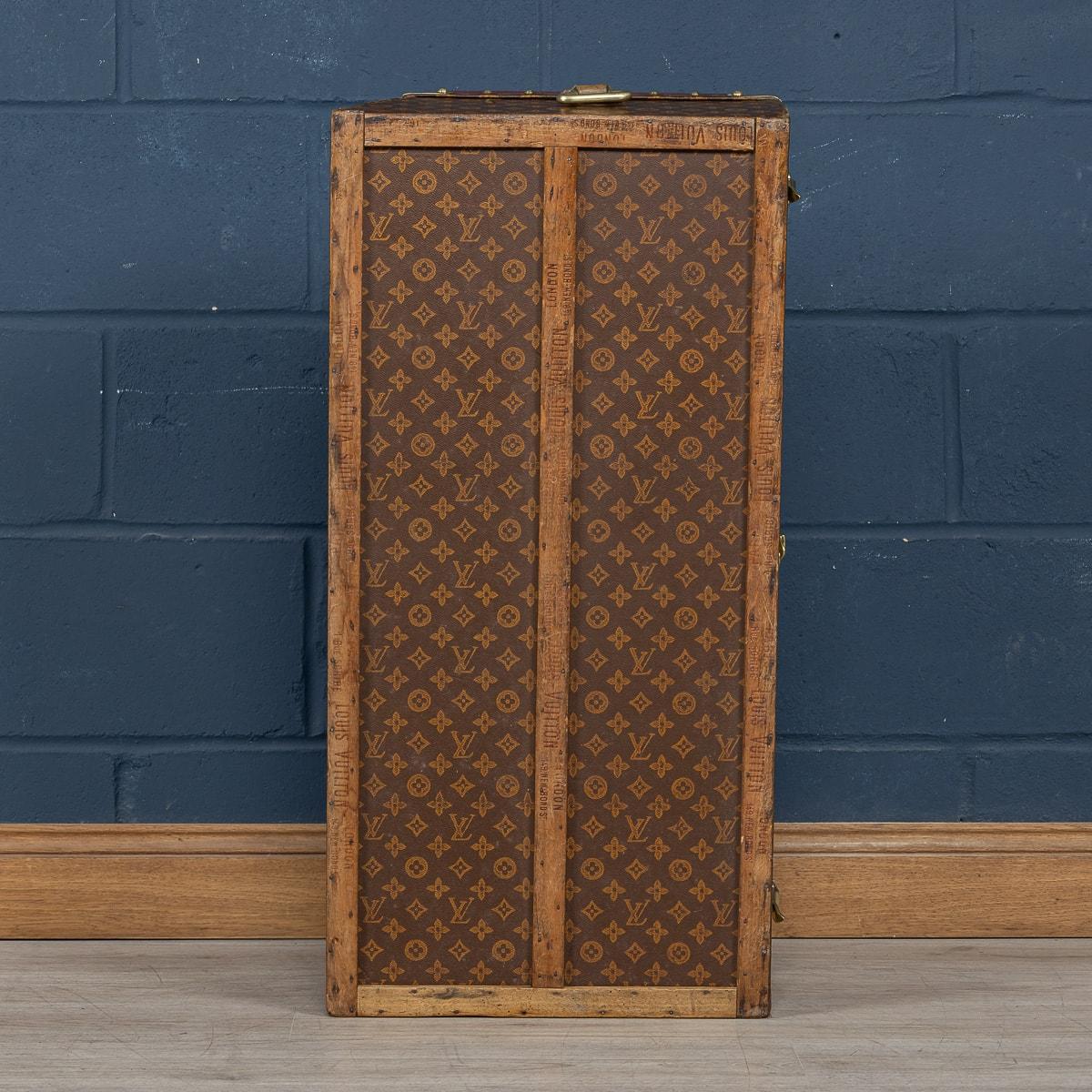 Brass Rare 20Th Century Louis Vuitton Car Trunk In Monogram Canvas, France C.1910 For Sale