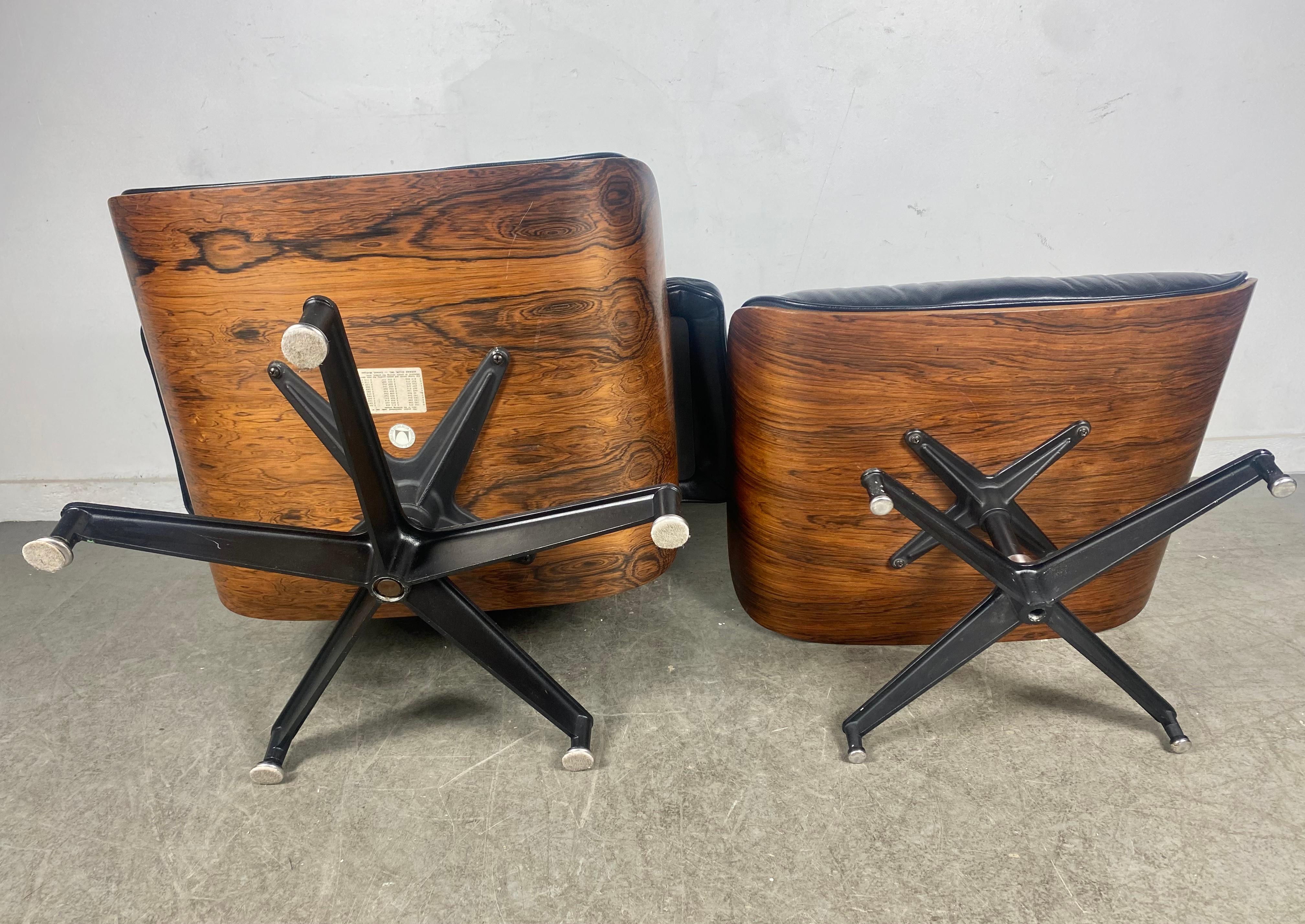 Rare fauteuil de salon et repose-pieds en bois de rose de 2ème génération par Charles Eames Excellent état - En vente à Buffalo, NY