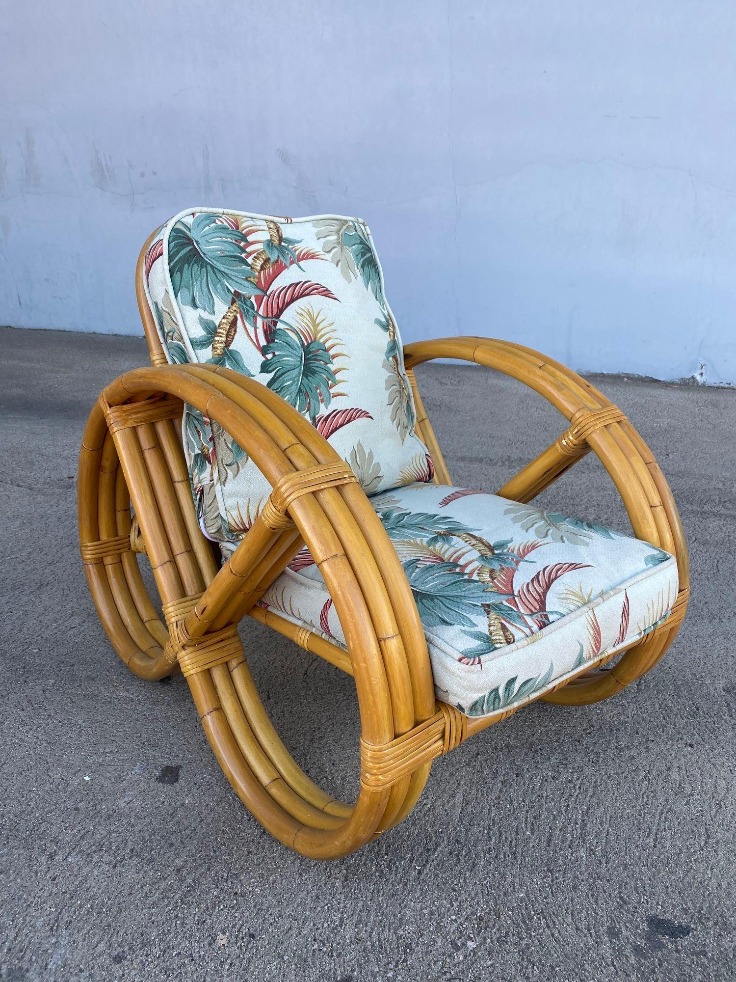 Rare 3-Strand Child Size Round Full Pretzel Rattan Sofa & Lounge Chair Set In Excellent Condition For Sale In Van Nuys, CA