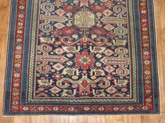 Raro tappeto Shirvan caucasico antico del tardo 19° secolo con campo blu navy