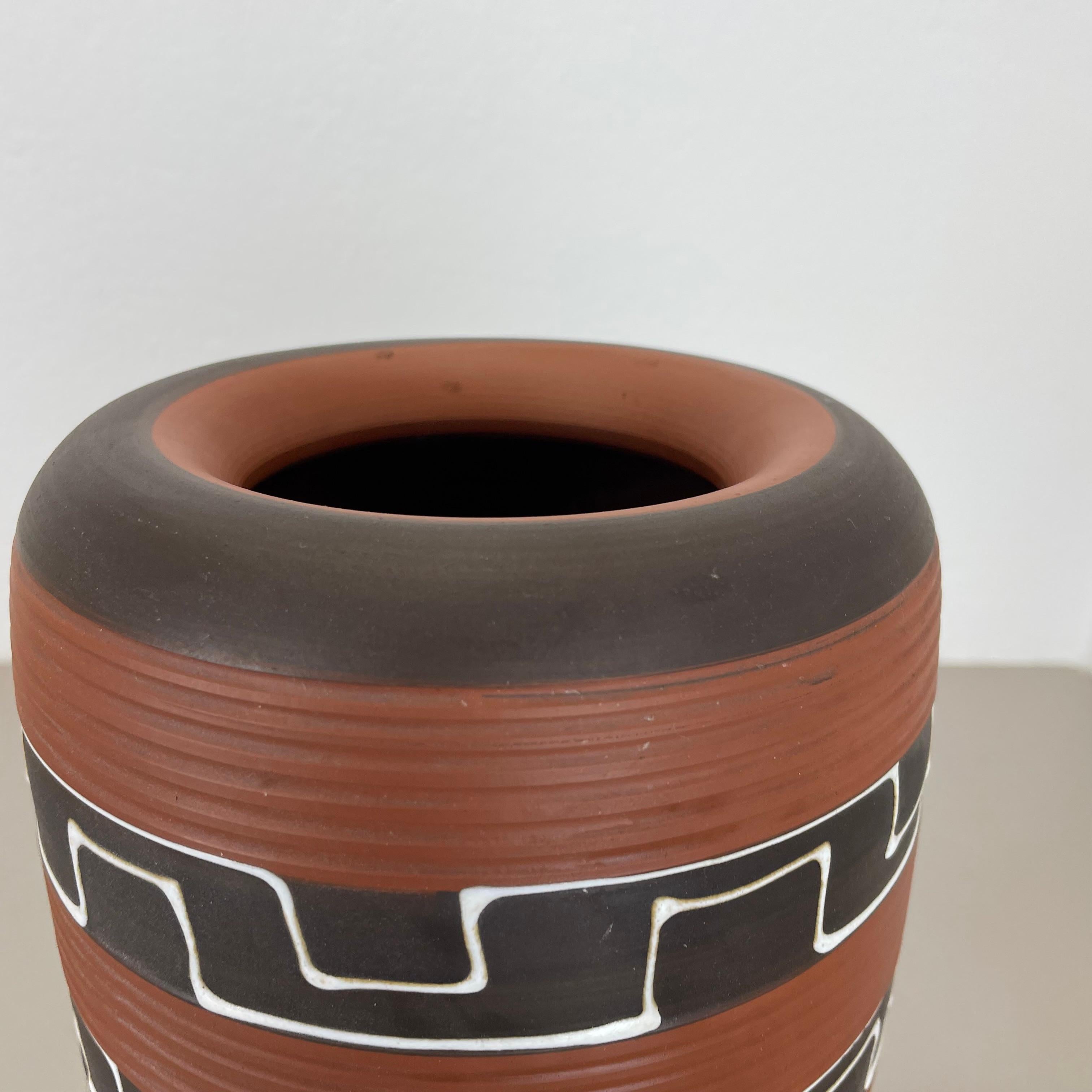 Rare 30cm zig zag Fat Lava Ceramic Vases by ILKRA Ceramics, Germany 1950s For Sale 4