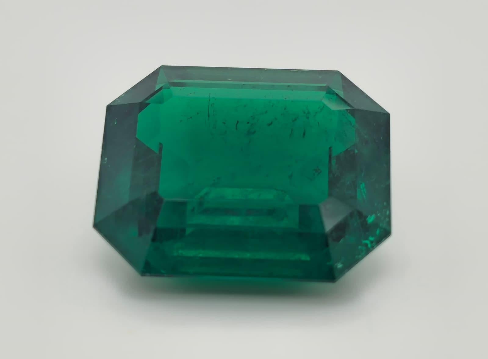
A truly exceptional treasure, this 32.42 carat octagonal-cut Colombian emerald** embodies the pinnacle of rarity and prestige. Certified by the esteemed Gübelin Gem Lab, it bears the legendary pedigree of Colombia’s emerald mines, renowned for