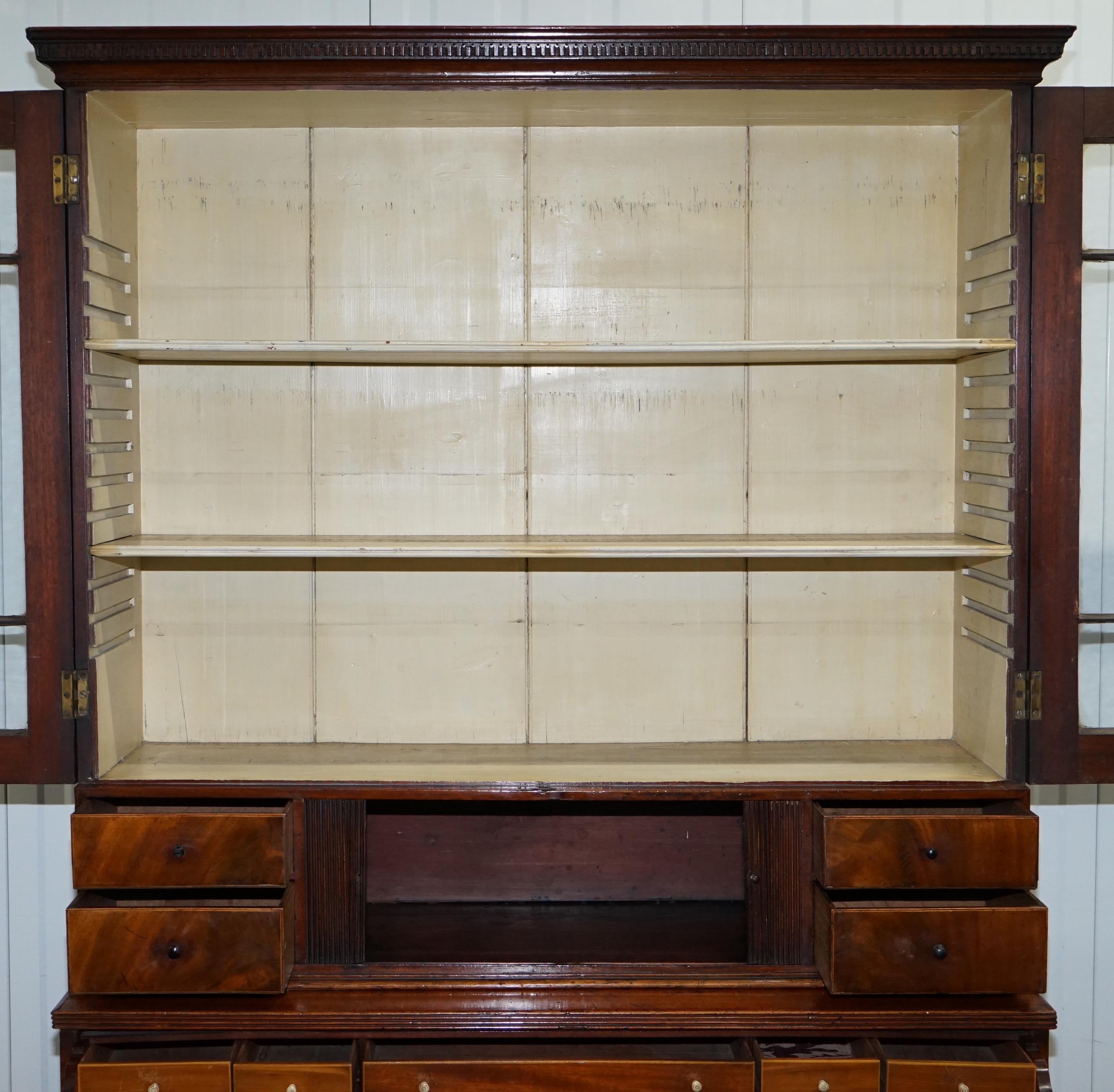 Rare 33 Drawer circa 1780 George III Mahogany Secretaire Bookcase Desk Bureau 4