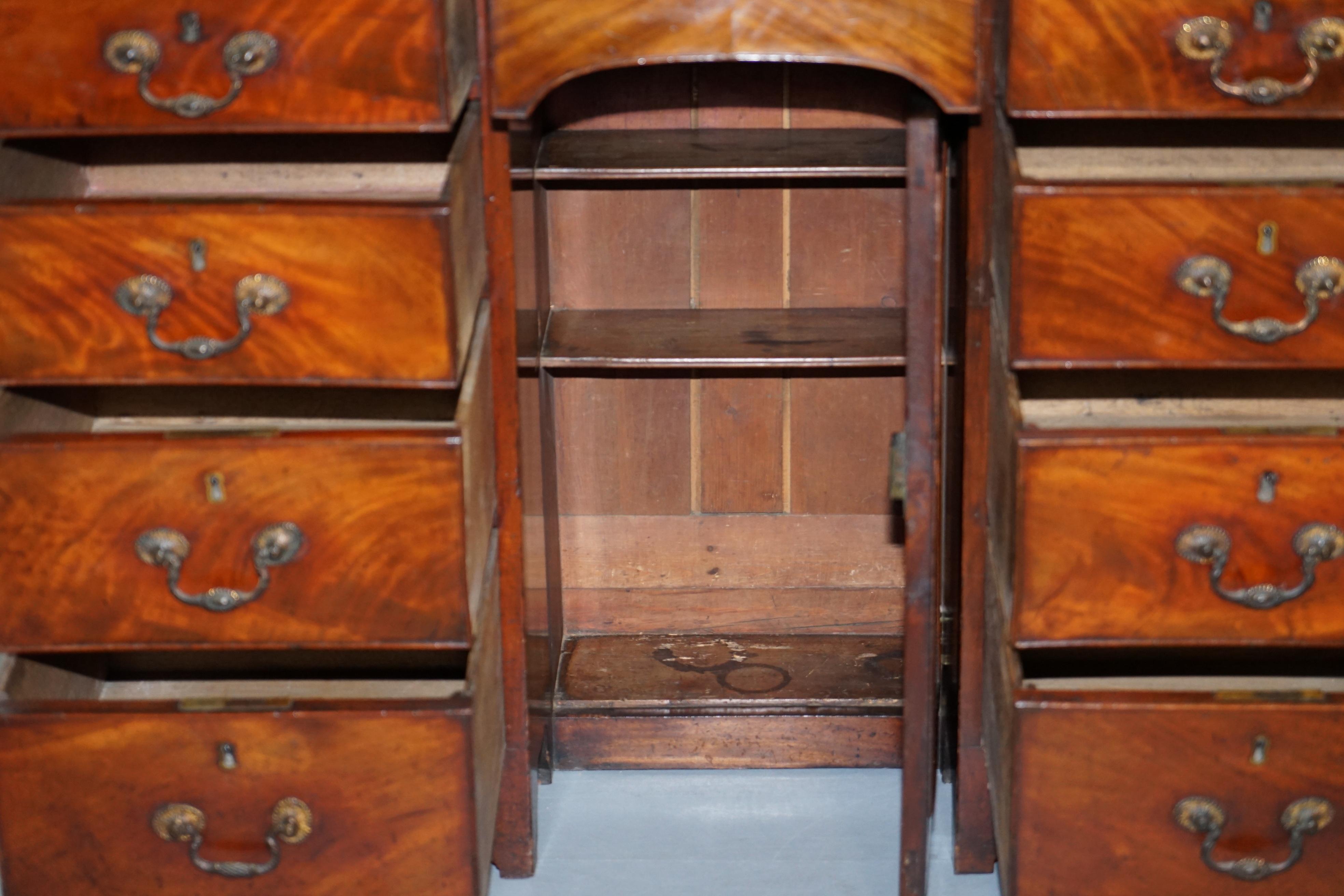 Rare 33 Drawer circa 1780 George III Mahogany Secretaire Bookcase Desk Bureau 11