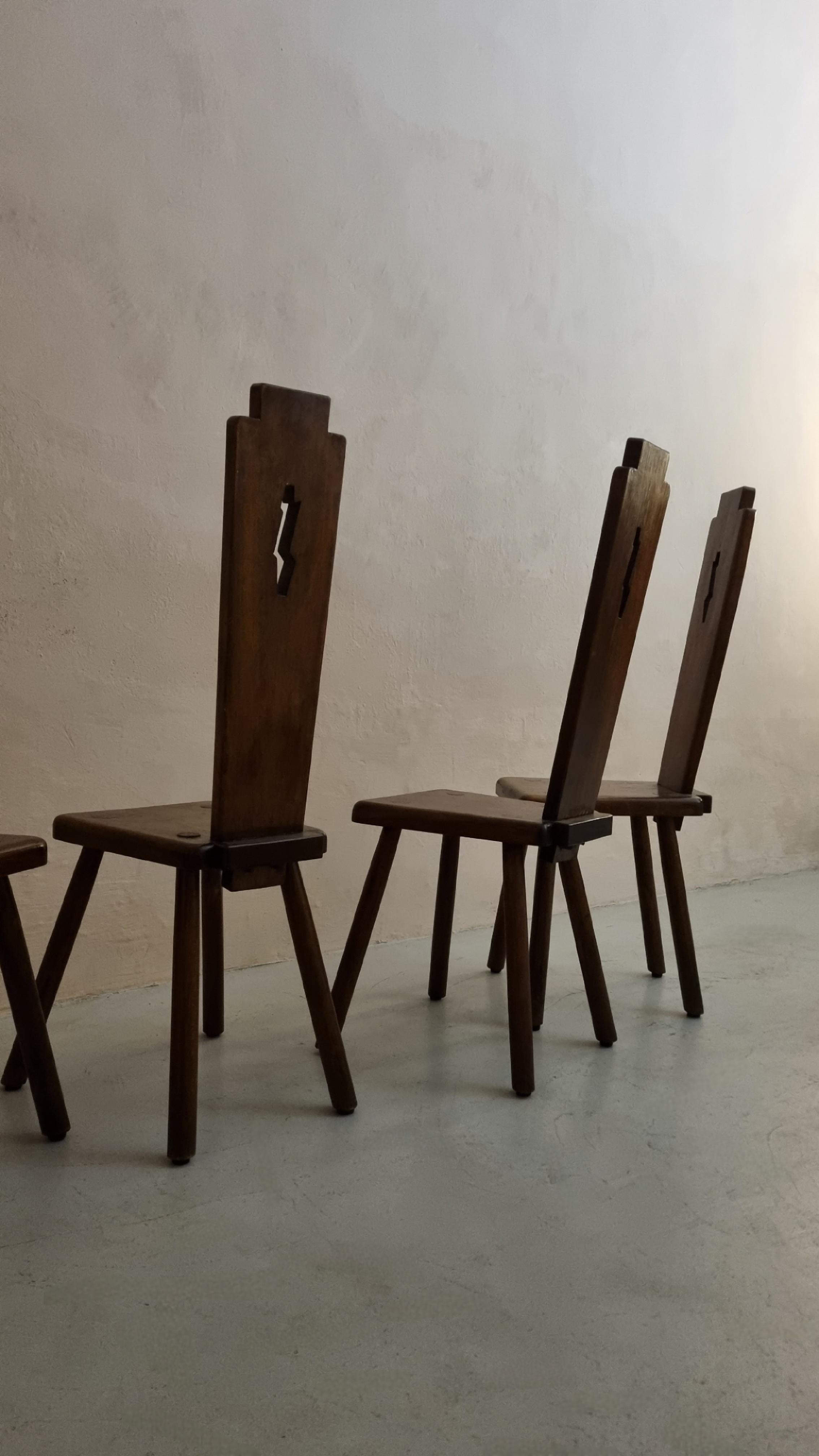 Bois de feuillus Rare 4 Chairs of Italian craft production, 1960s . en vente