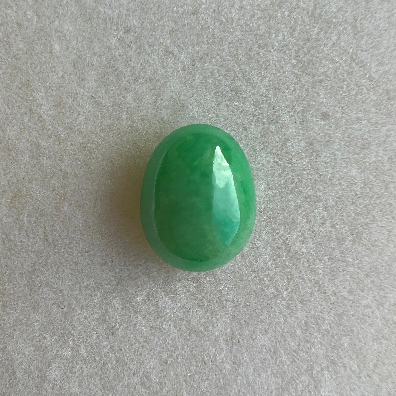 Rare 4.03ct IGI Certified Green Jadeite Jade ‘A’ Grade Oval Cabochon Loose Gem In New Condition For Sale In Birmingham, GB