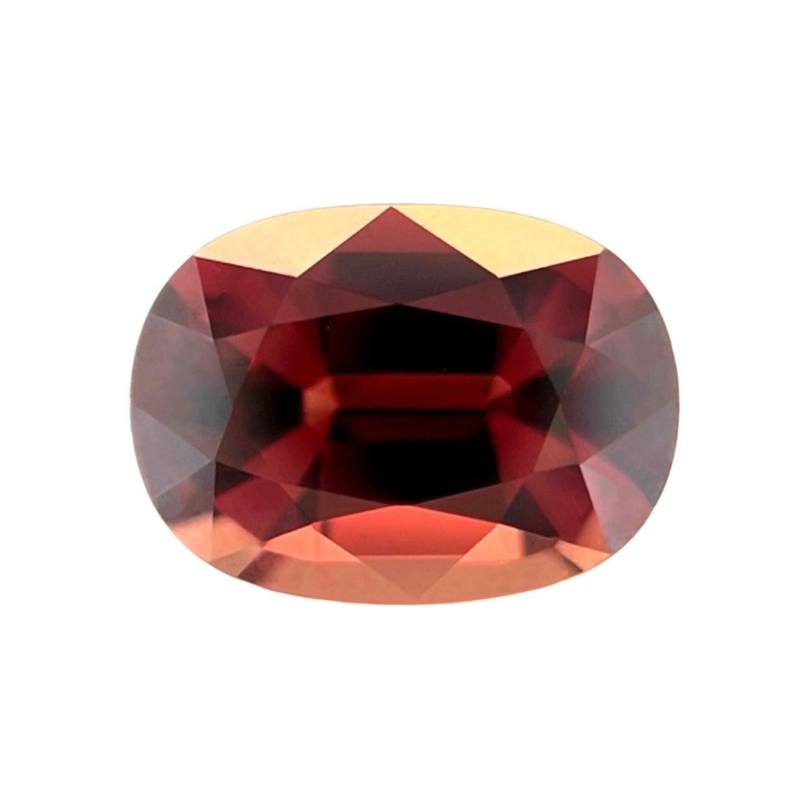 Raro granate de cambio de color certificado por la GIA de 4,10 ct Espessartina piropo oval natural

Rara gema de granate de cambio de color sin tratar certificada por el GIA.
Granate sin tratar de 4.10 quilates con un raro efecto de cambio de color.