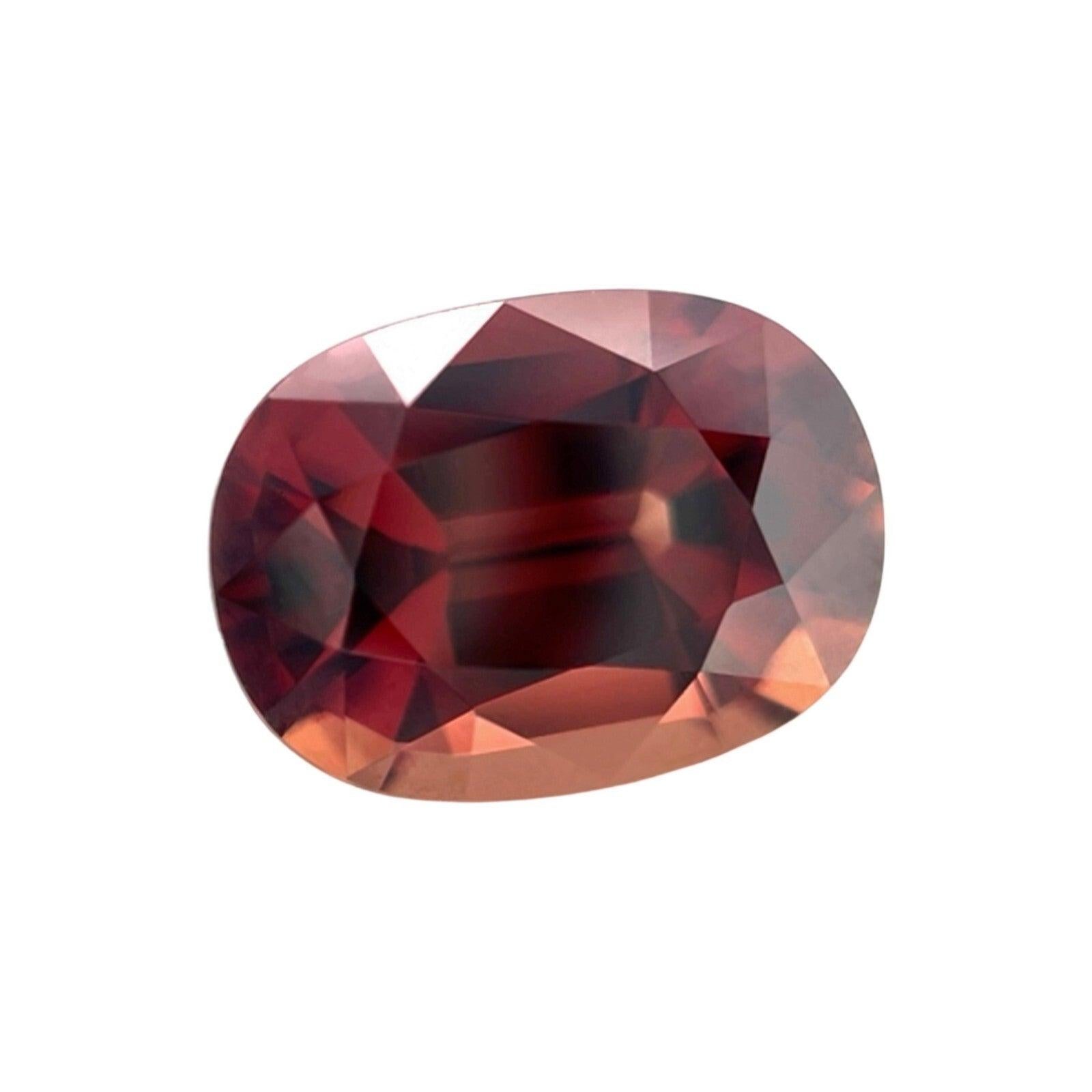 Raro granate de cambio de color certificado por la GIA de 4,10 ct Espessartina piropo oval natural Corte oval en venta