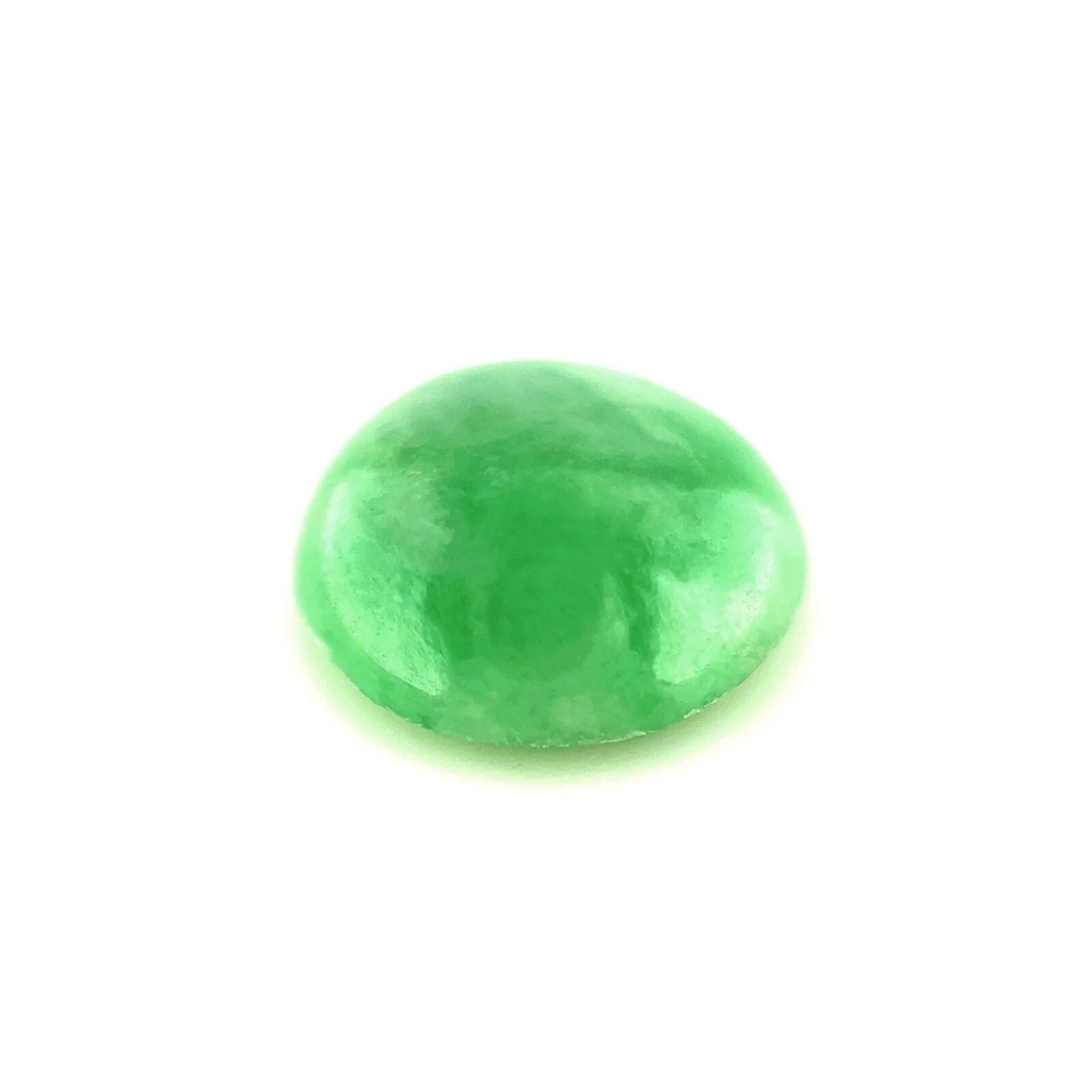 Rare 4.28ct IGI Certified Green Jadeite Jade ‘A’ Grade Oval Cabochon Loose Gem For Sale