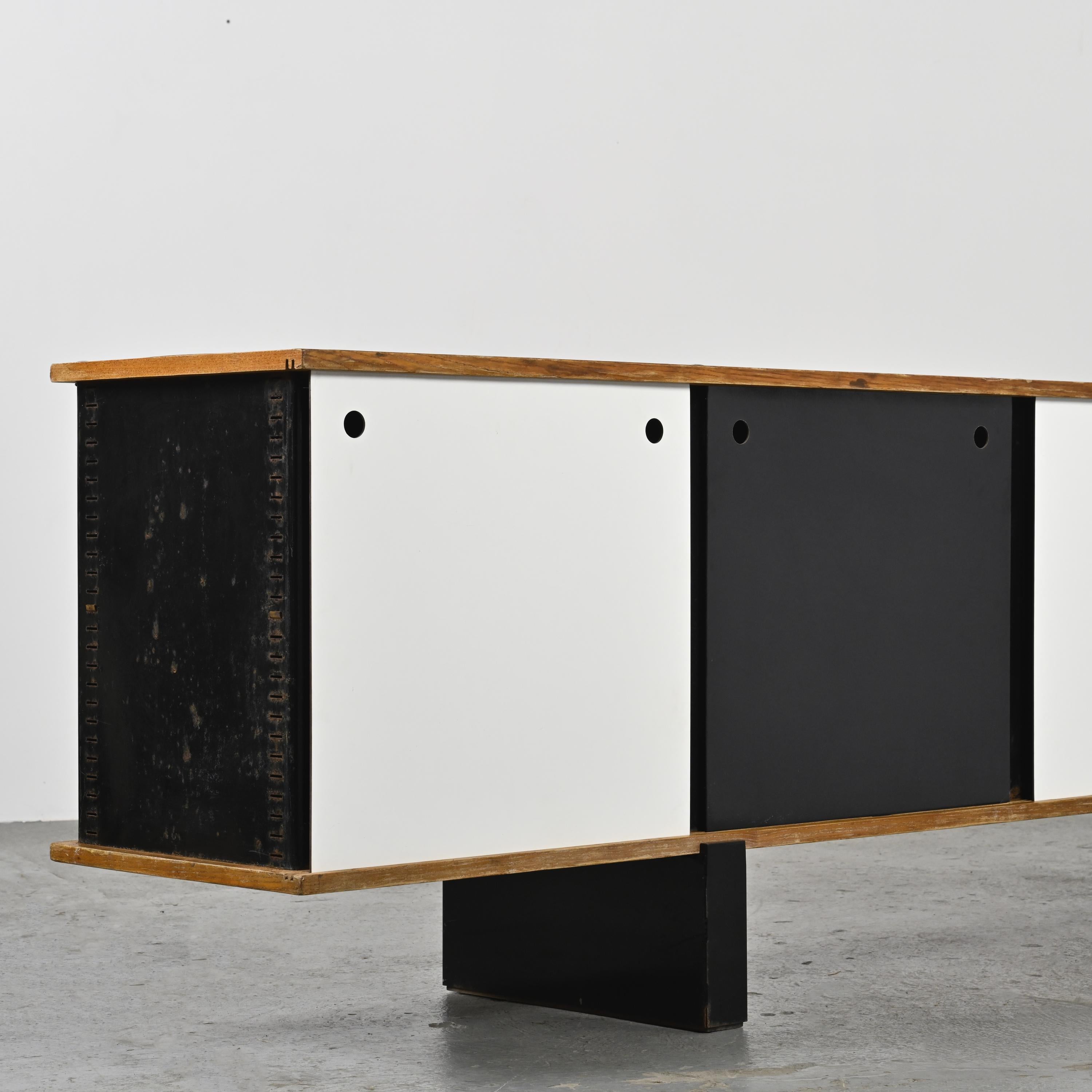 
Sideboard 