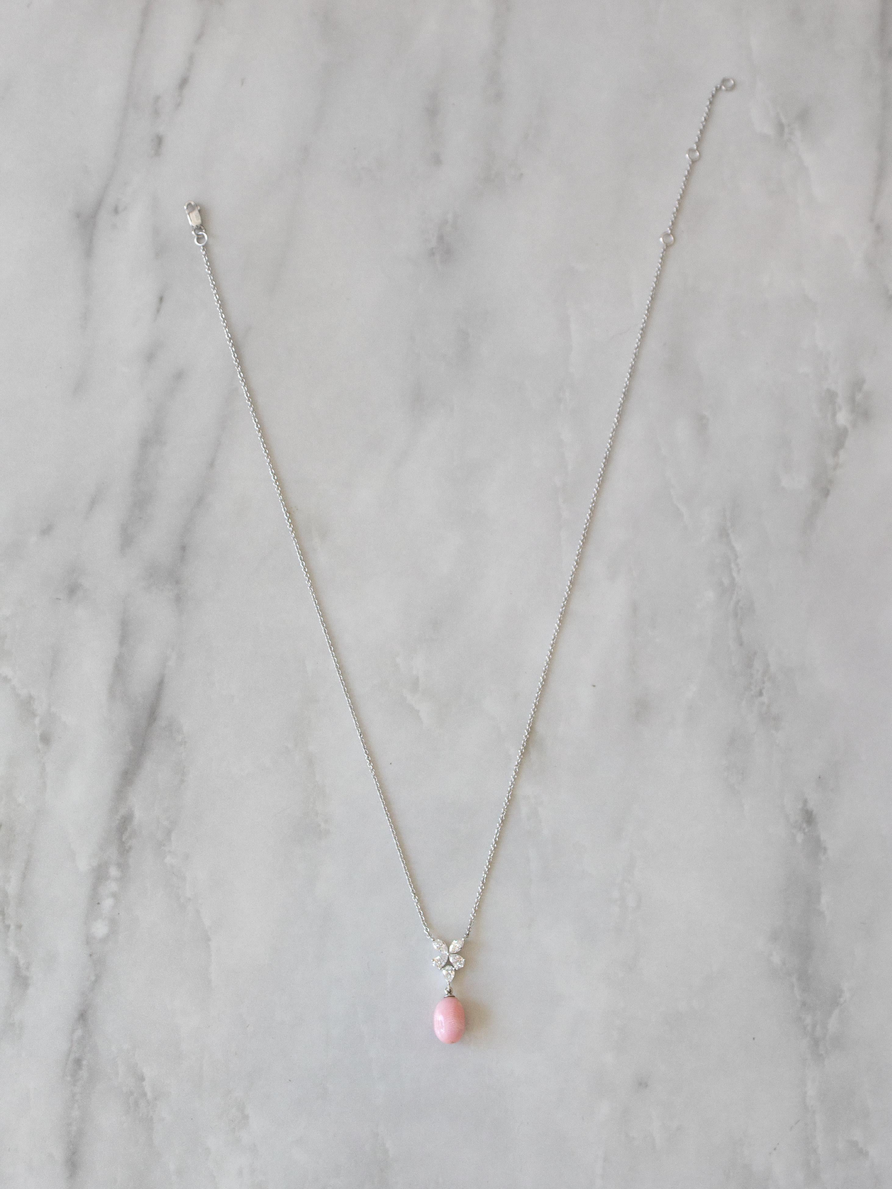 Rare 5.71ct GIA Certified Pink Conch Pearl Flame Diamonds White Gold Necklace For Sale 3