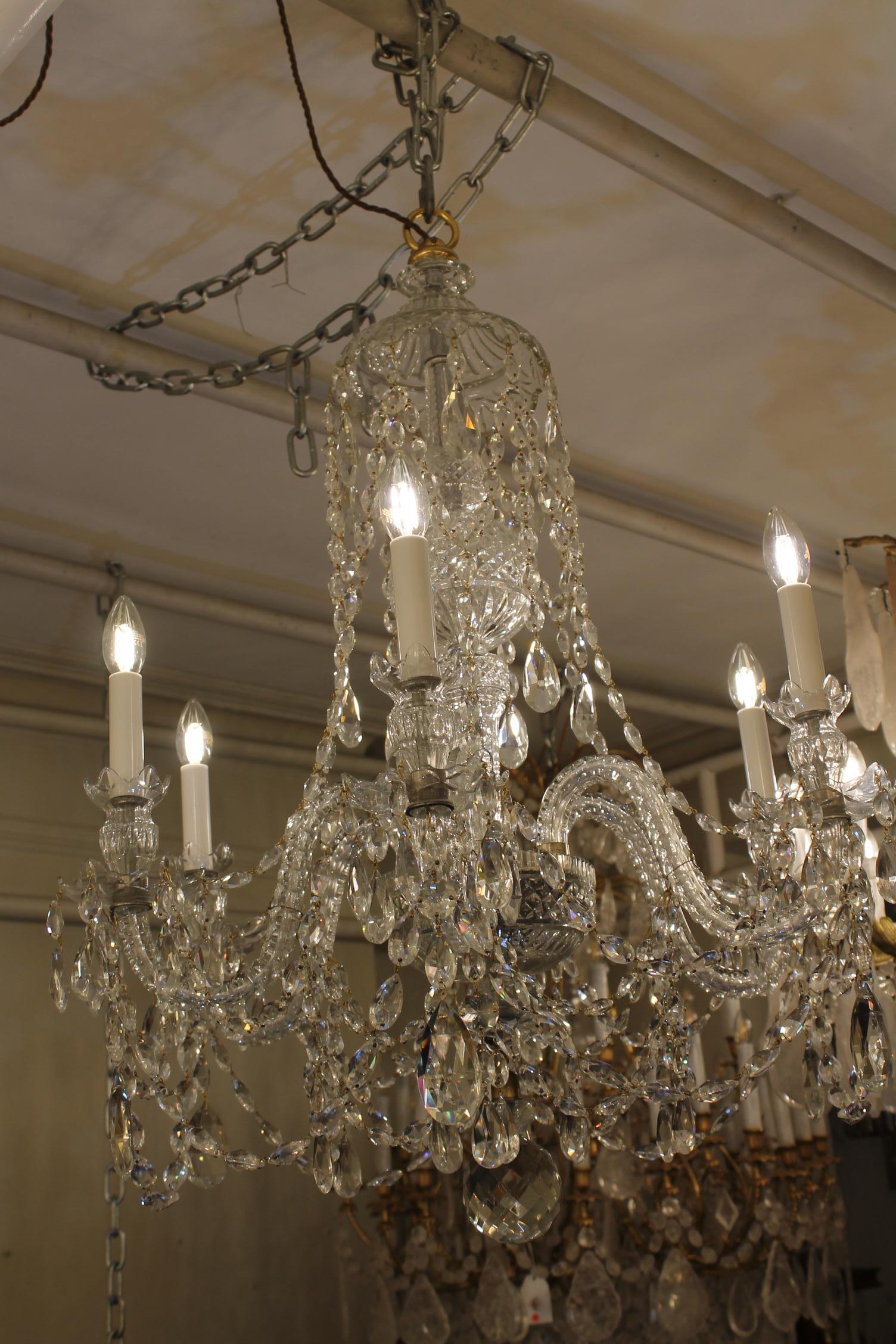 Rare 6 light Georgian Chandelier in Crystal c1870 In Excellent Condition For Sale In London, GB