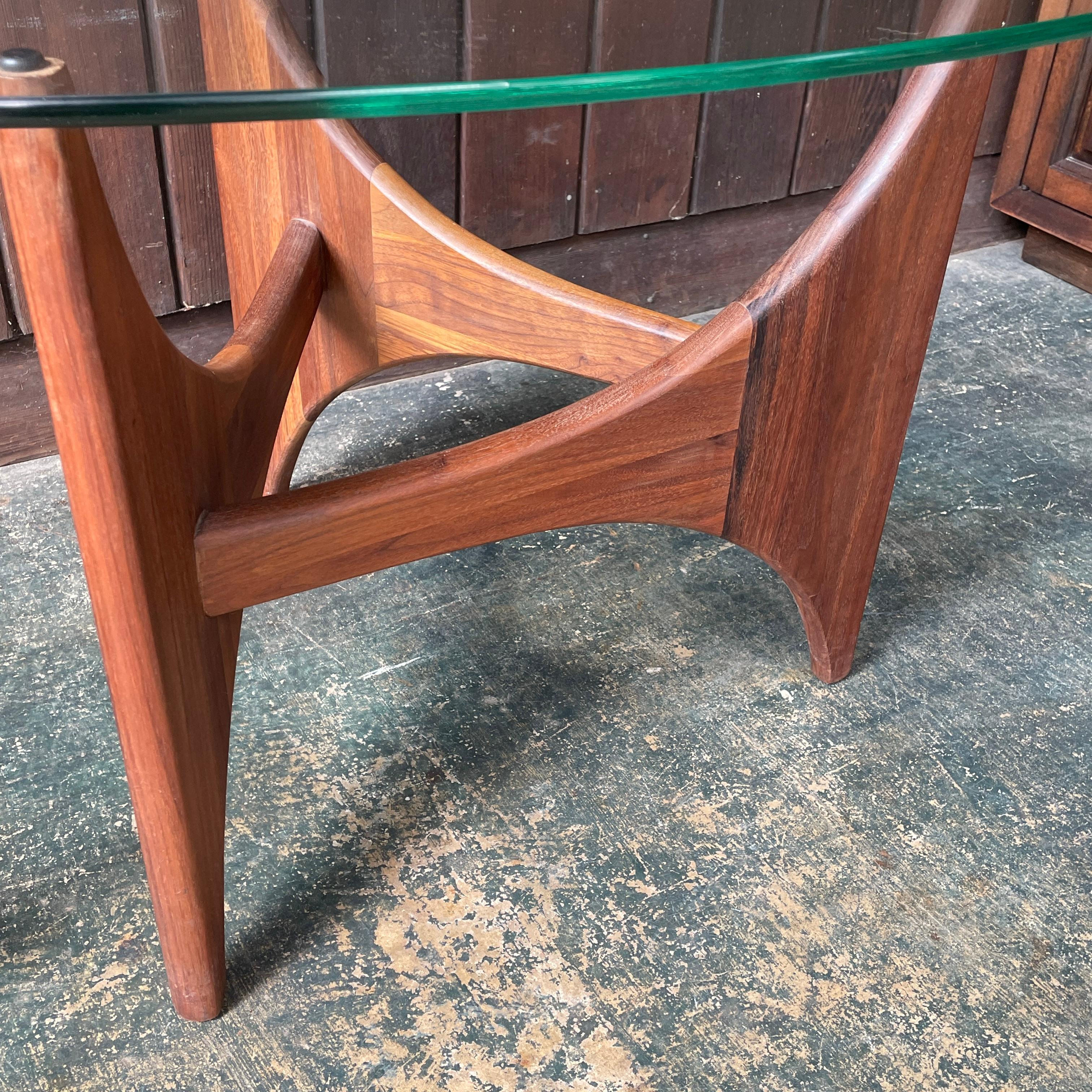 Rare 60s Adrian Pearsall Walnut Triangular Sofa Side Tables like Isamu Noguchi For Sale 6