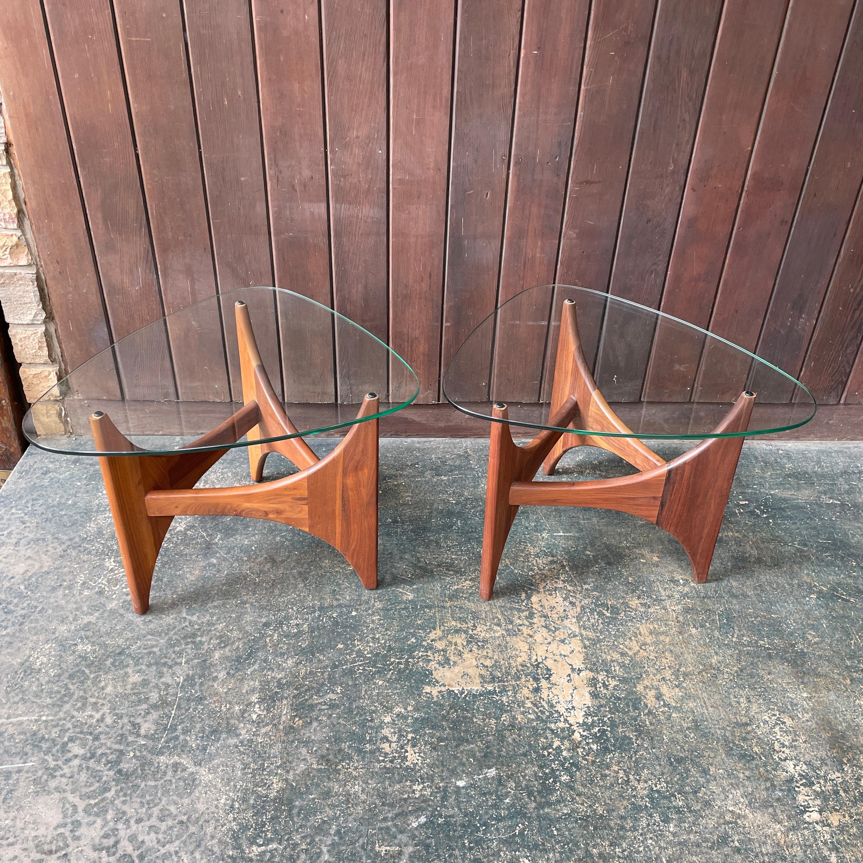 Oiled Rare 60s Adrian Pearsall Walnut Triangular Sofa Side Tables like Isamu Noguchi For Sale